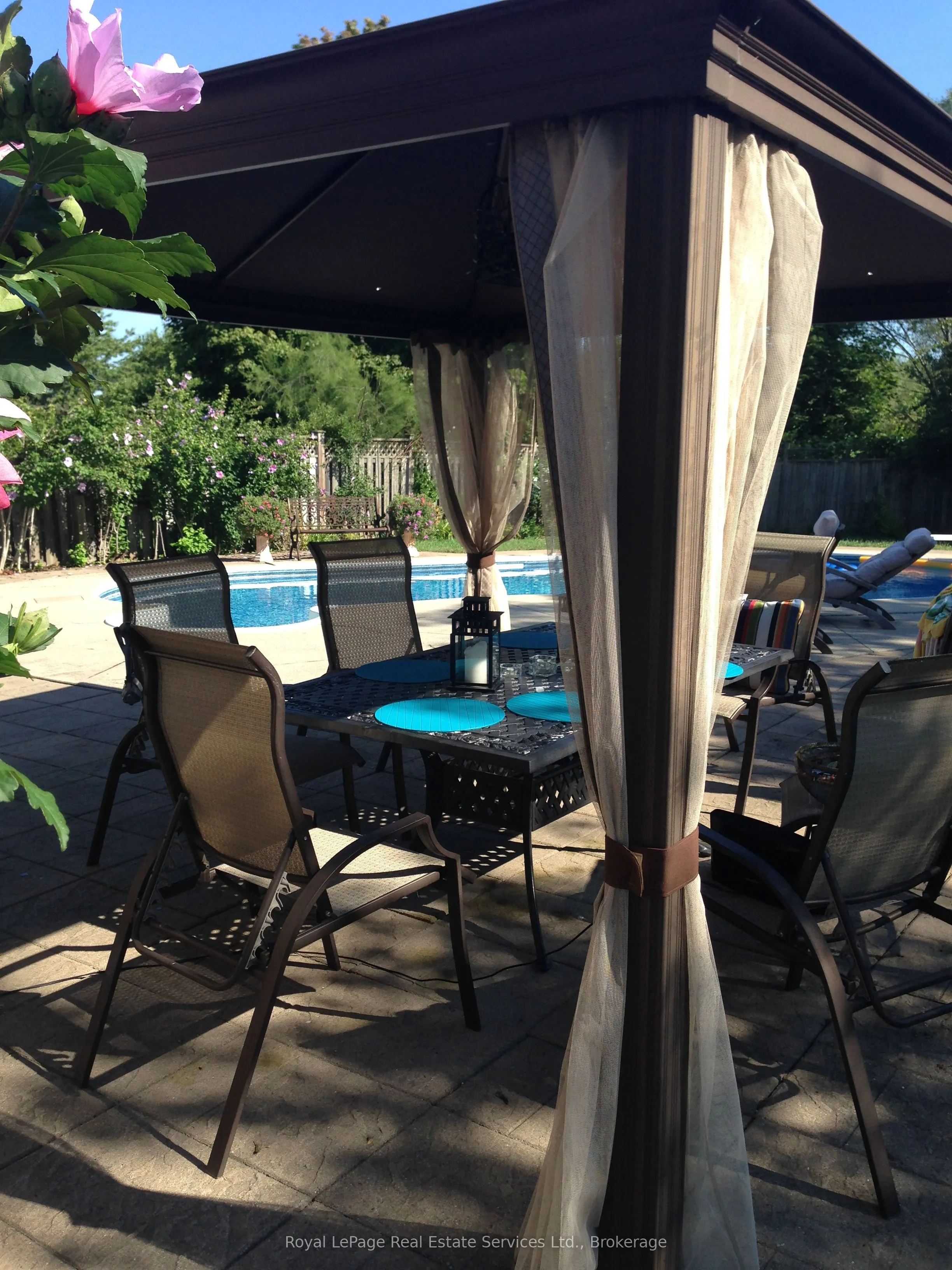 471 Deerhurst Drive