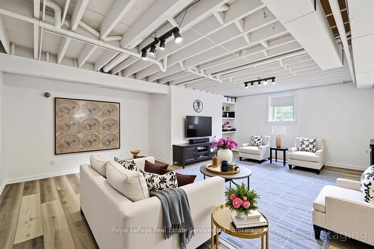 471 Deerhurst Drive