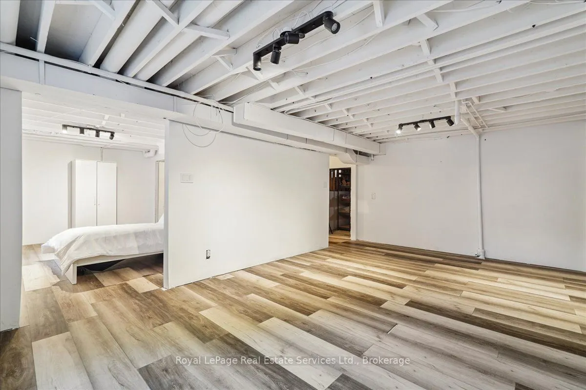 471 Deerhurst Drive