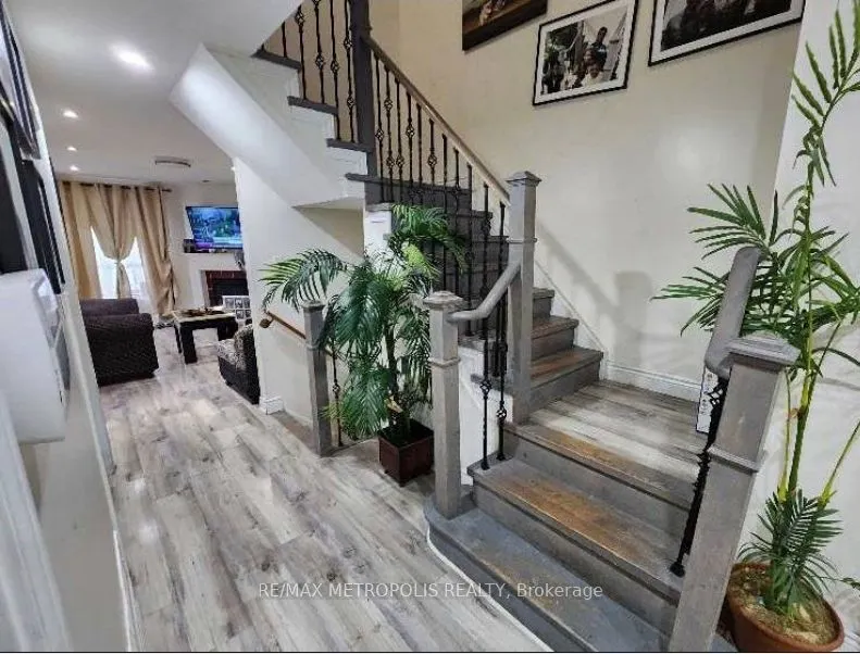 18 Acme Crescent