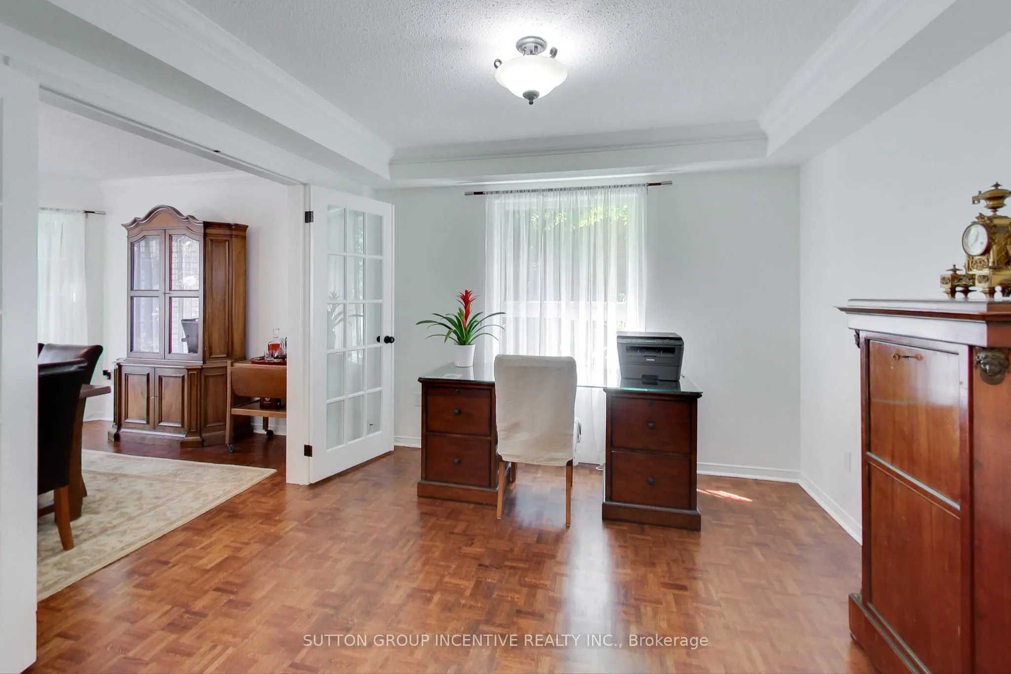 11 Safari Court