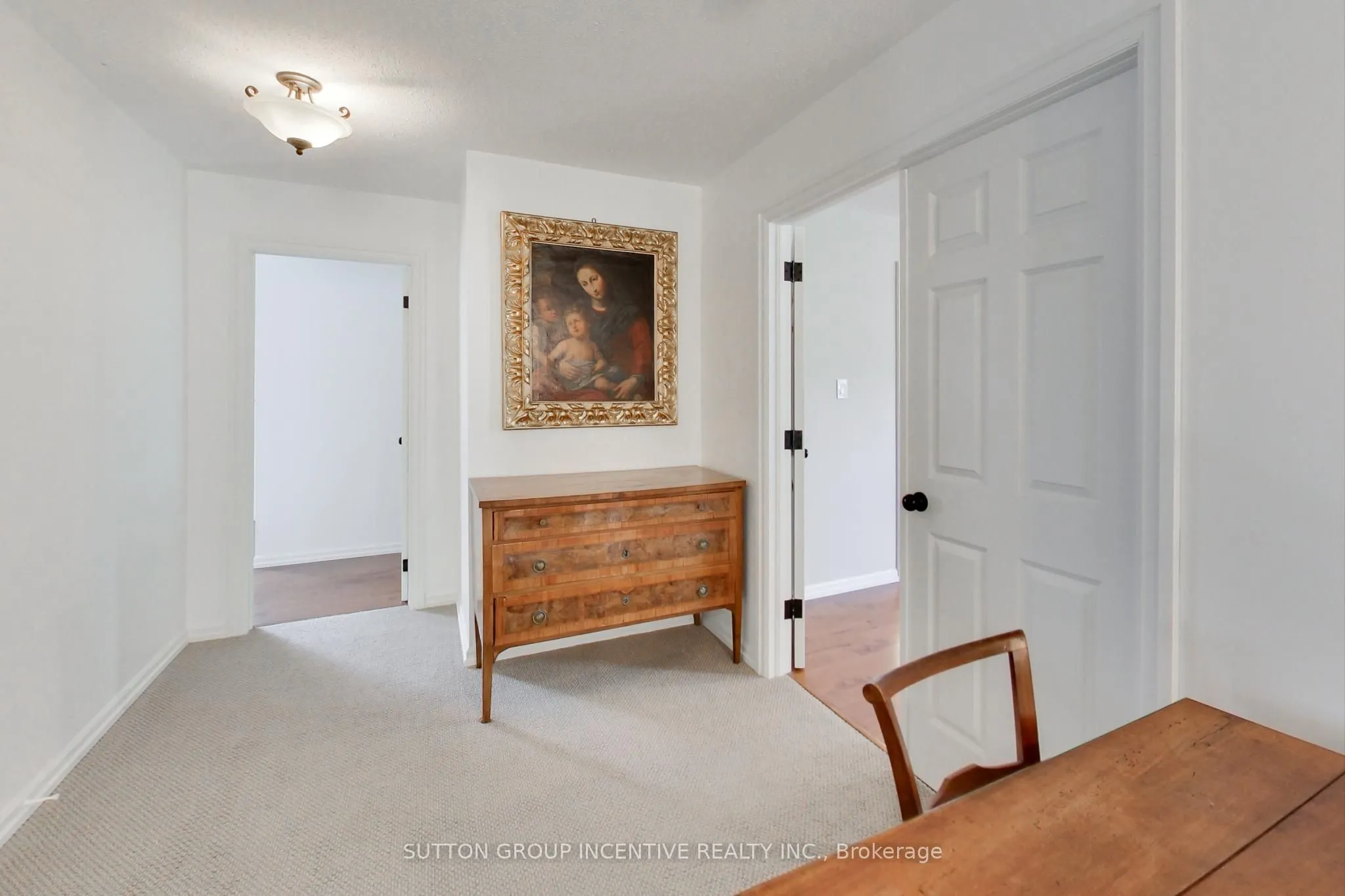 11 Safari Court
