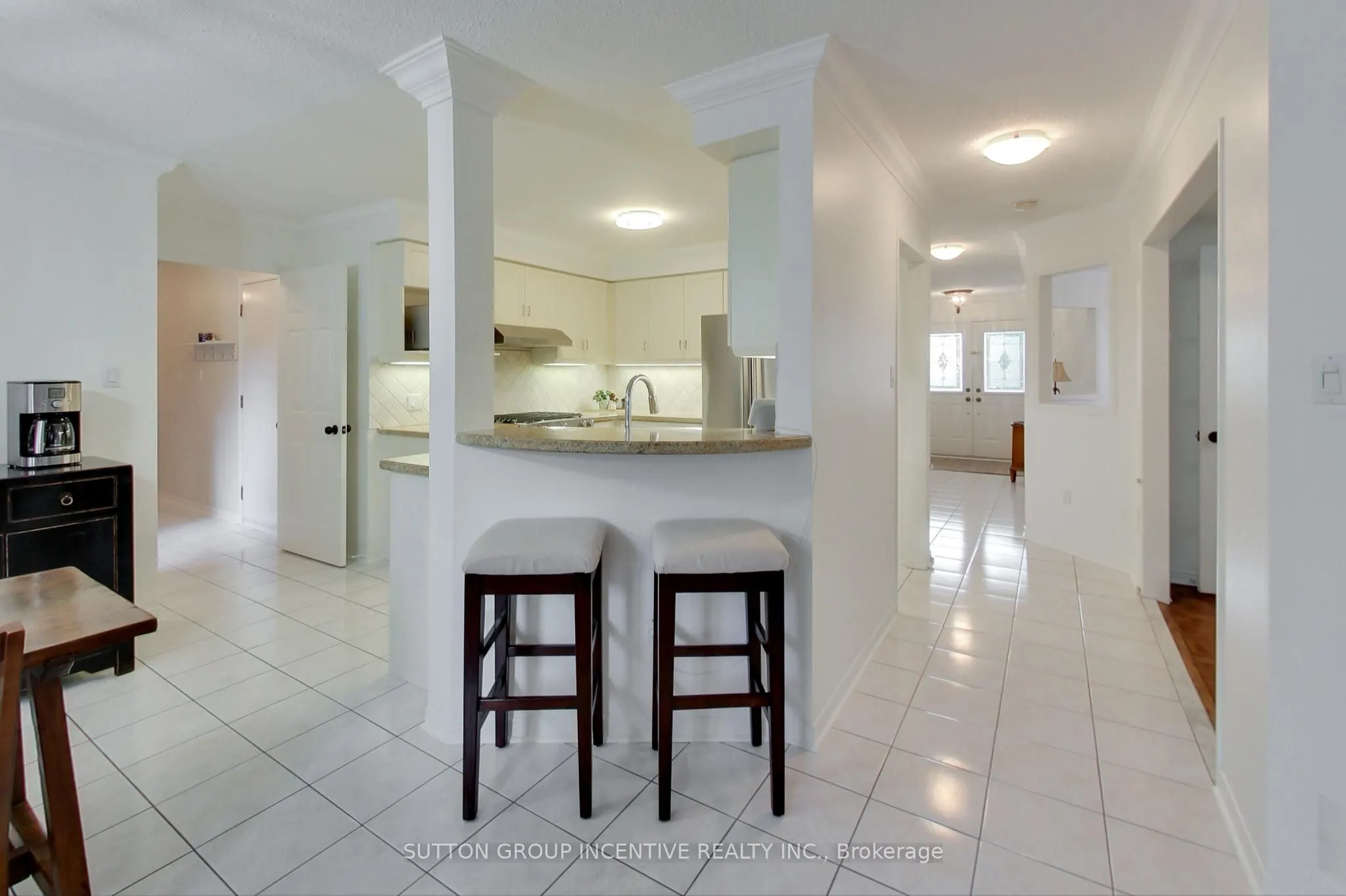 11 Safari Court