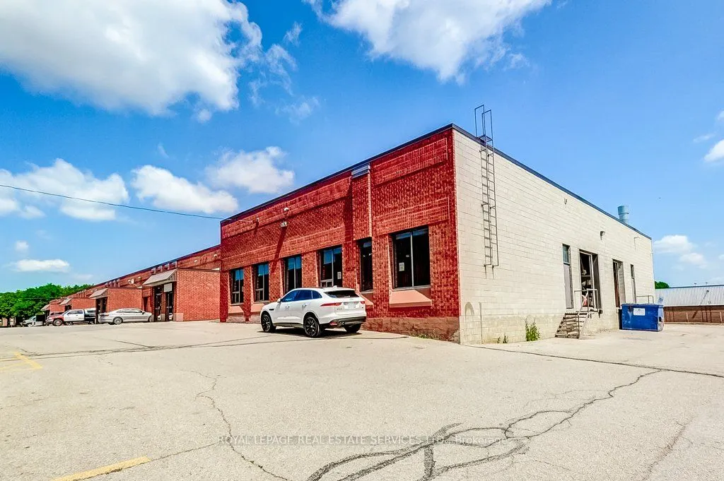 2576 Dunwin Drive, #12