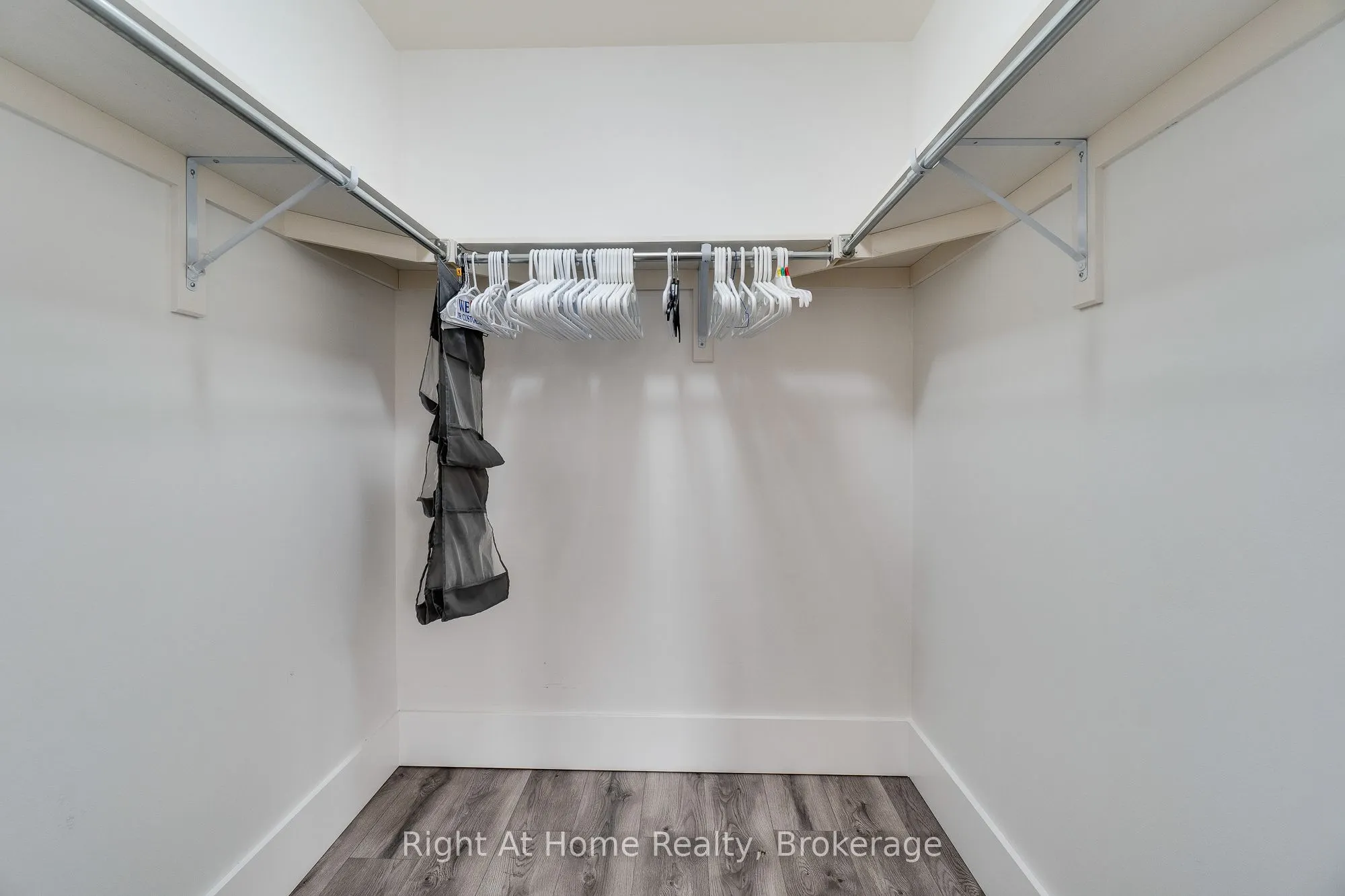 263 Georgian Drive S, #309