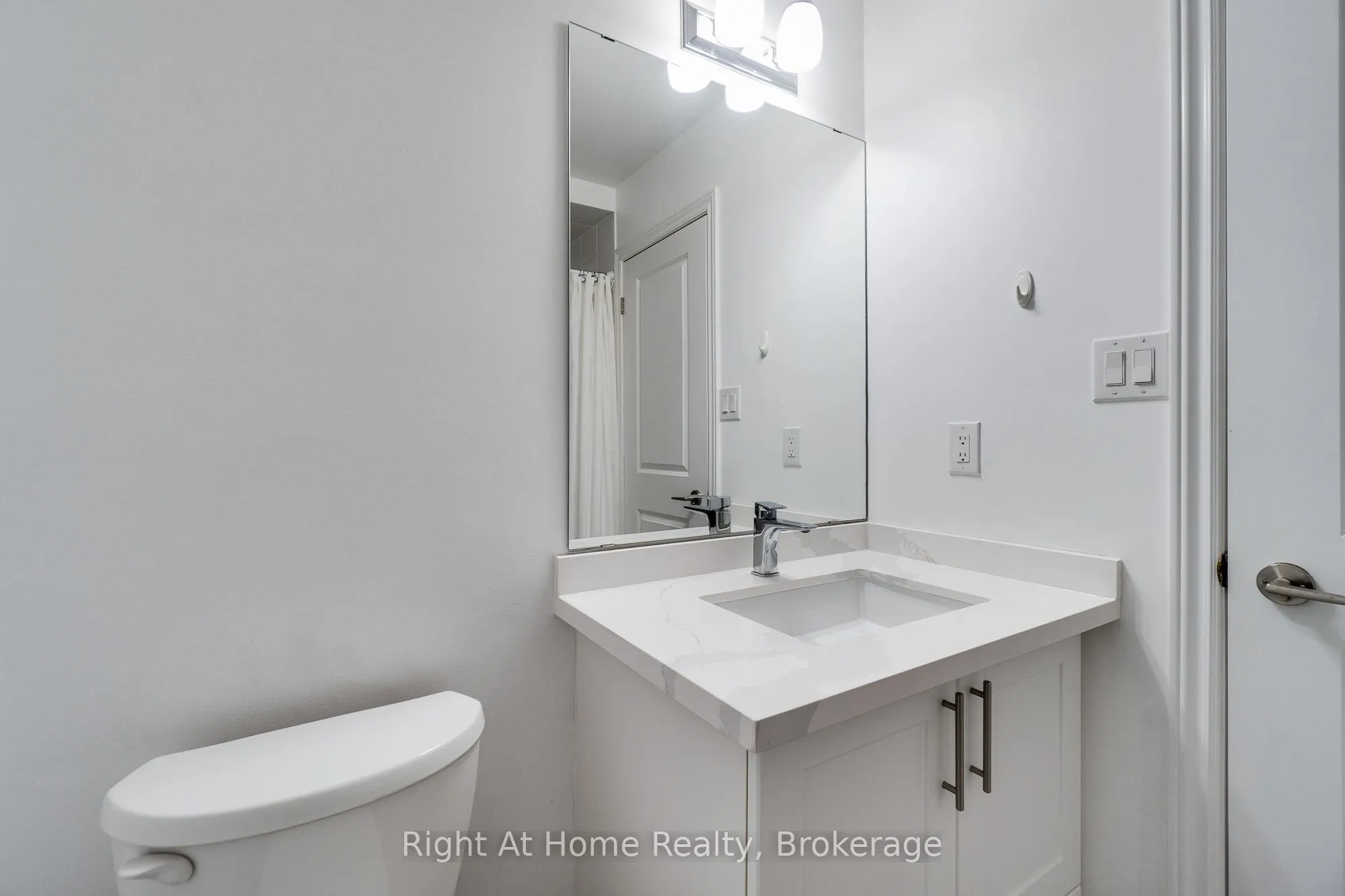 263 Georgian Drive S, #309