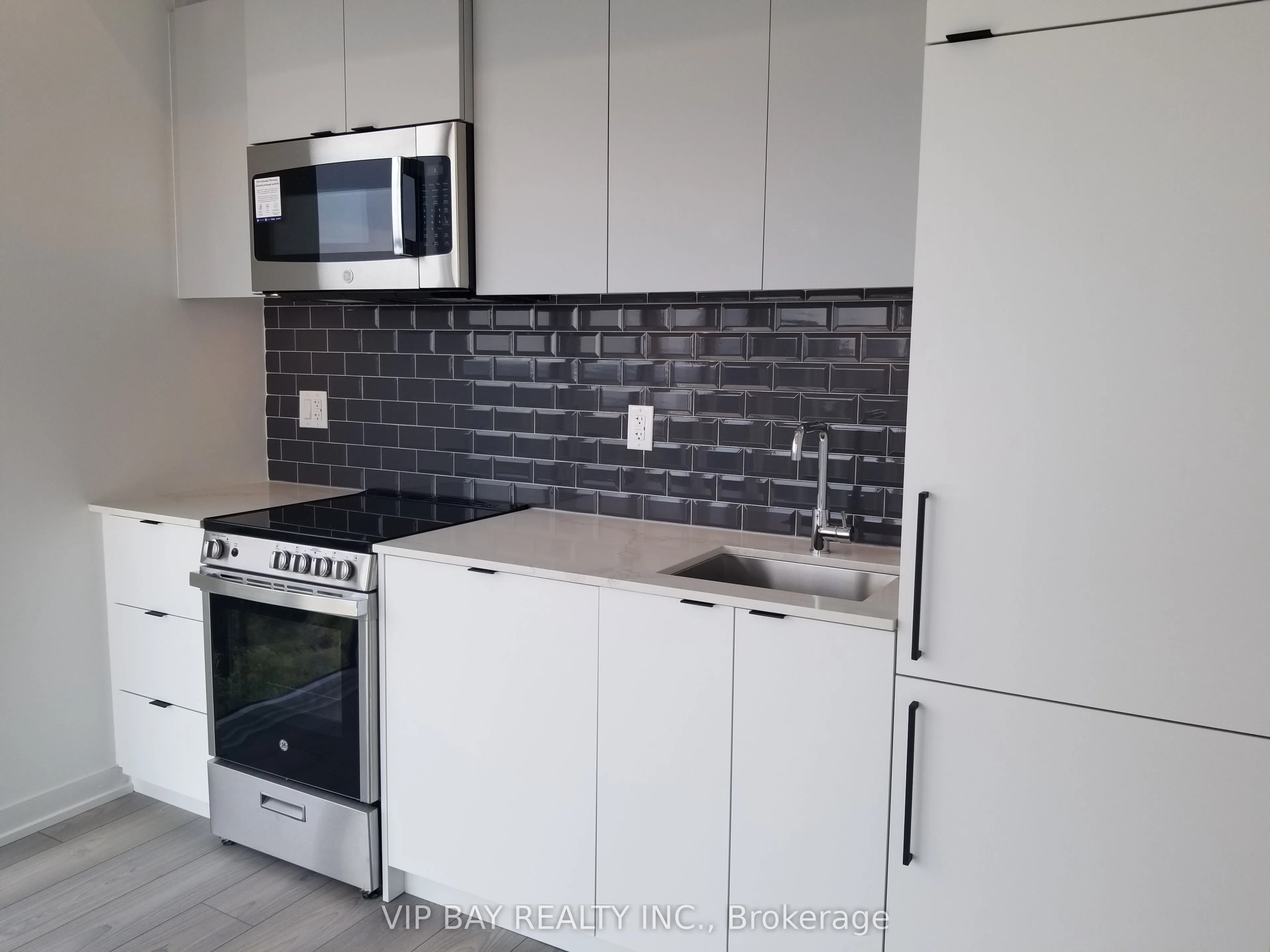 285 Dufferin Street, #1220