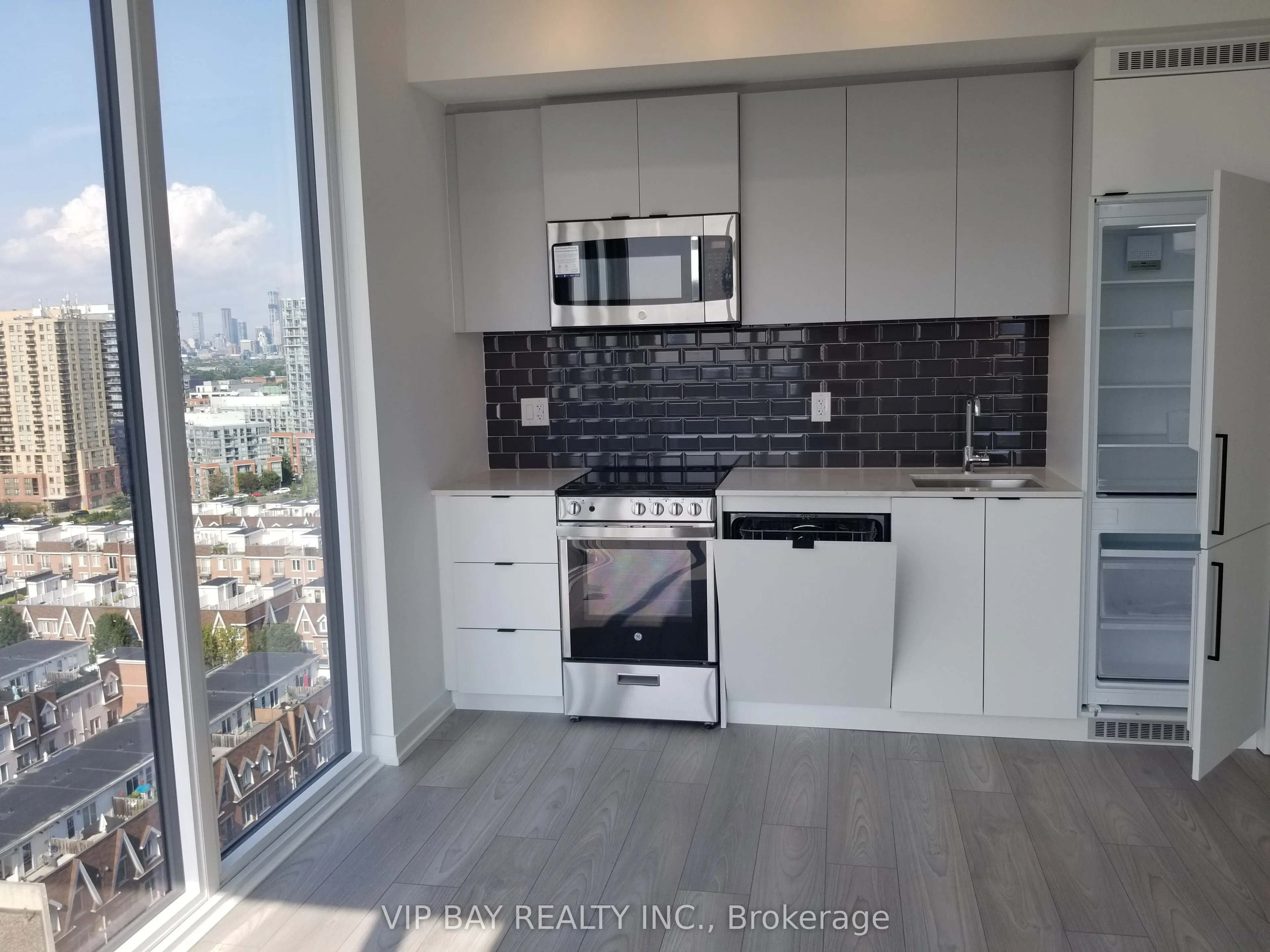 285 Dufferin Street, #1220