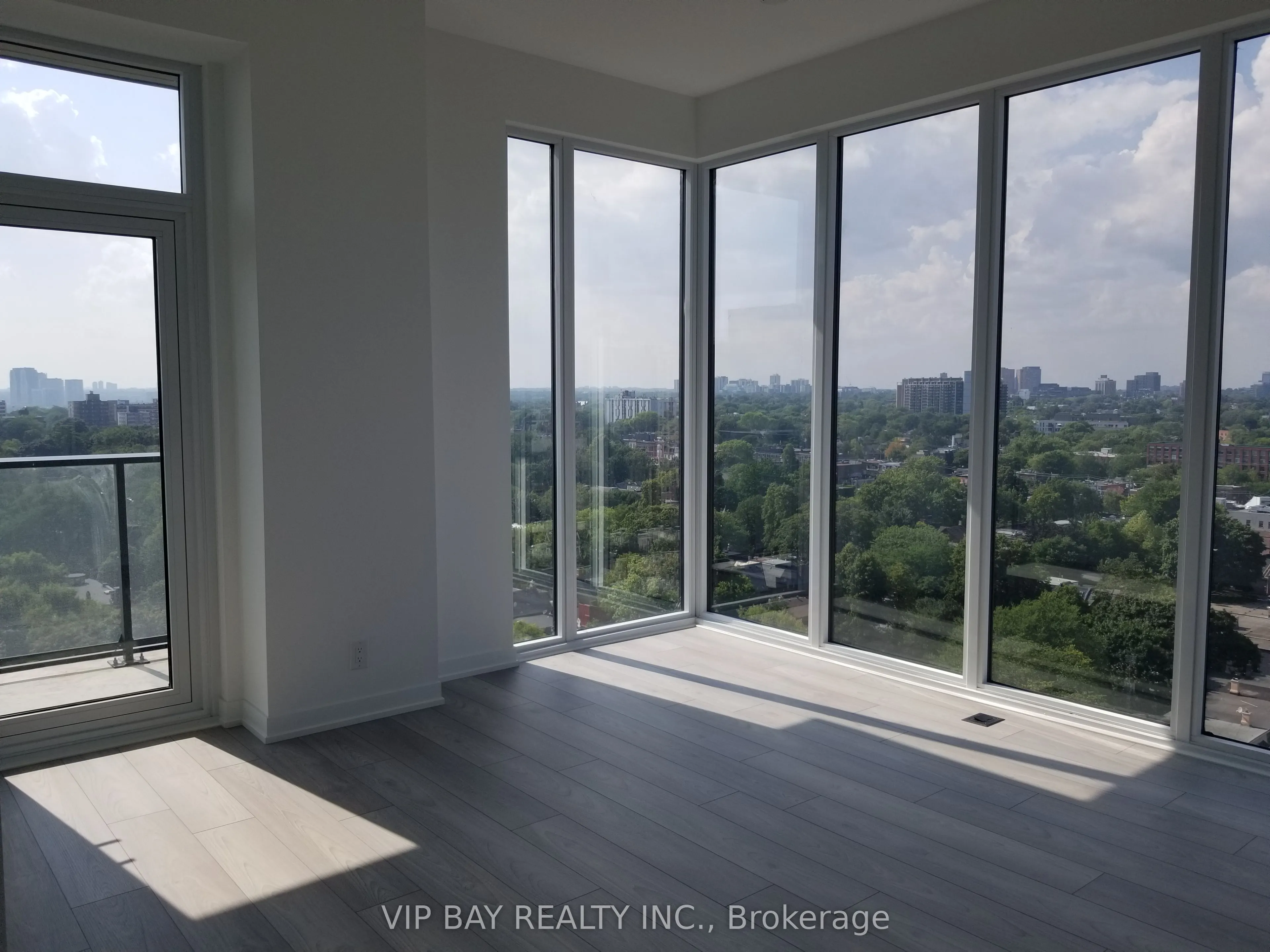 285 Dufferin Street, #1220