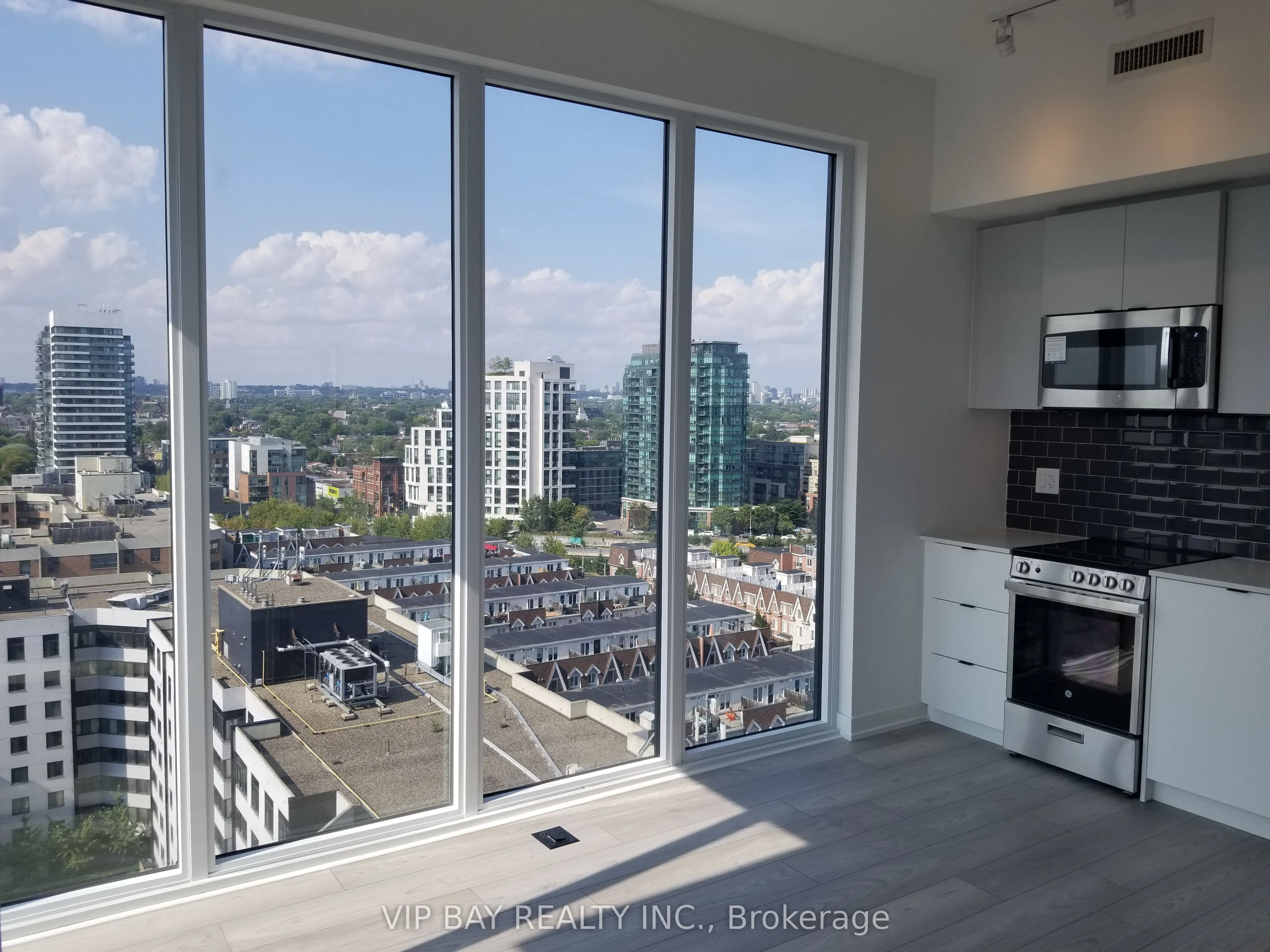 285 Dufferin Street, #1220