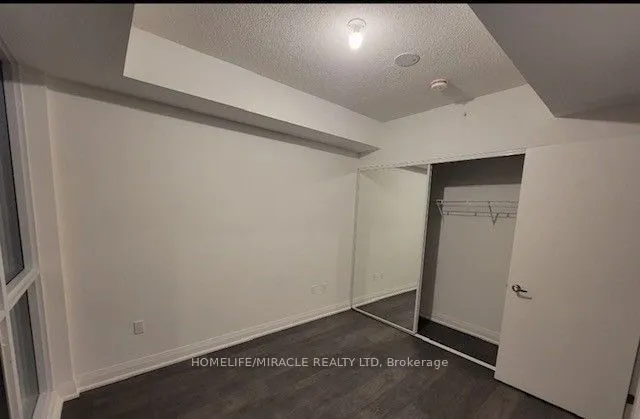 10 GIBBS Road E, #824