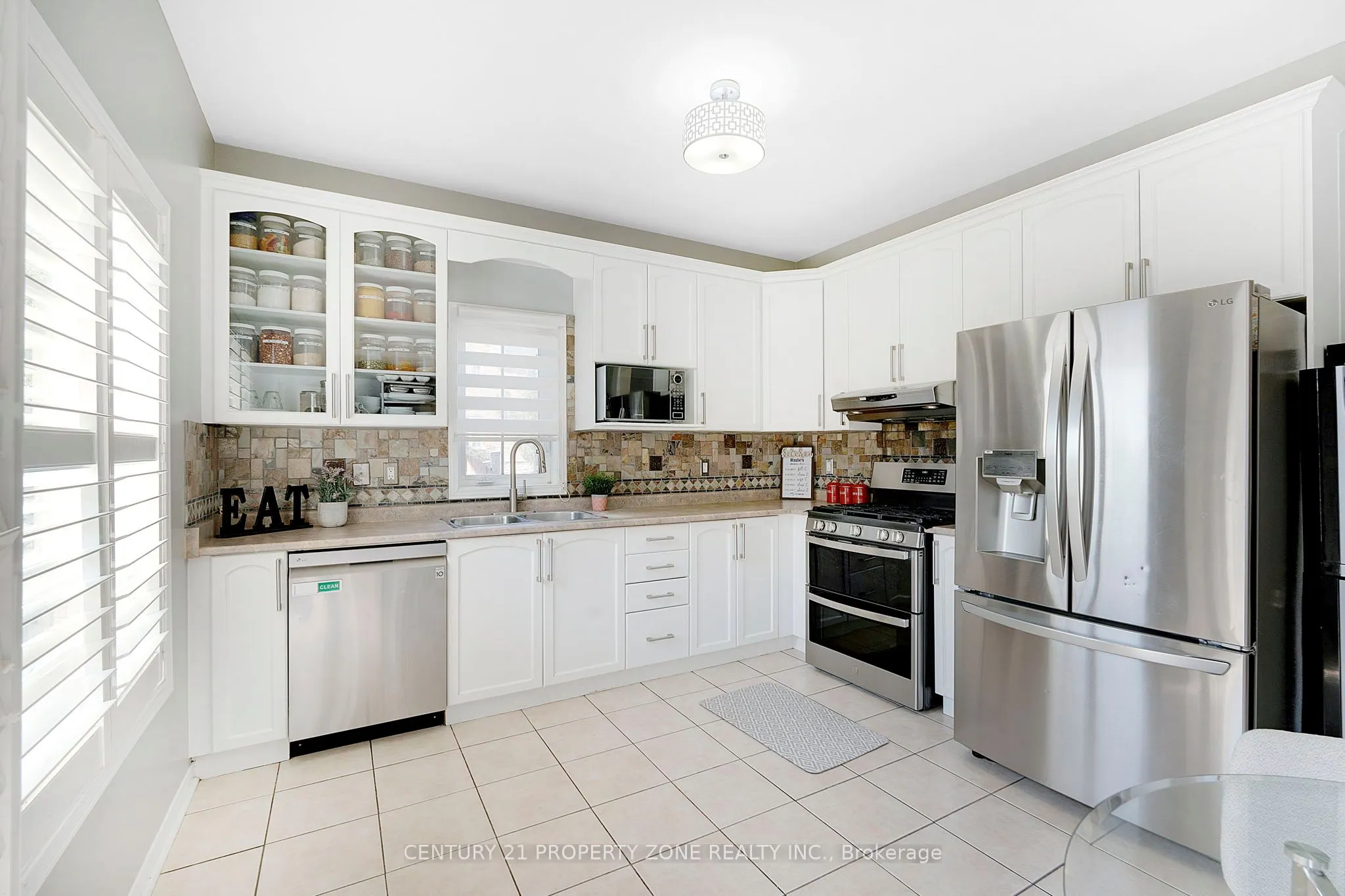 2 Oranmore Crescent