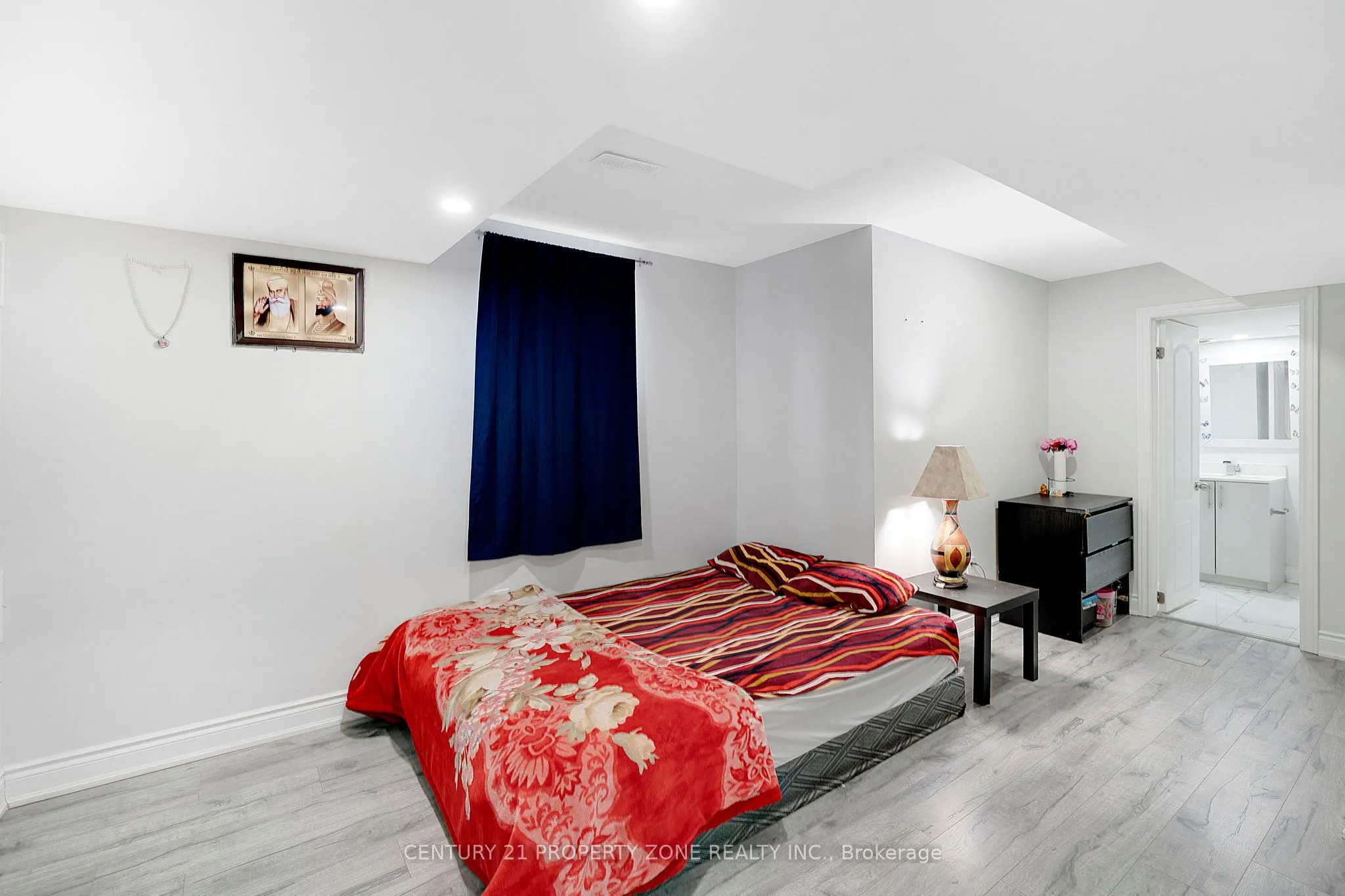 2 Oranmore Crescent