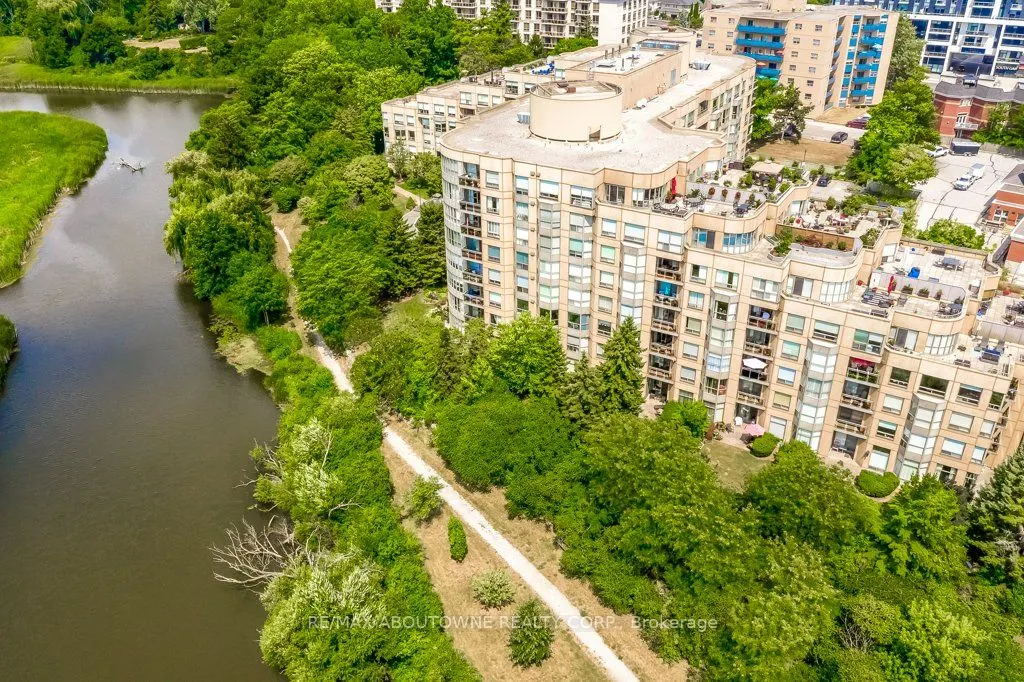 2511 Lakeshore Road W, #720