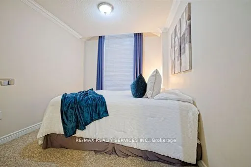 3540 Eglinton Avenue W