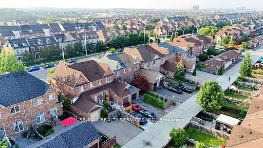 3540 Eglinton Avenue W