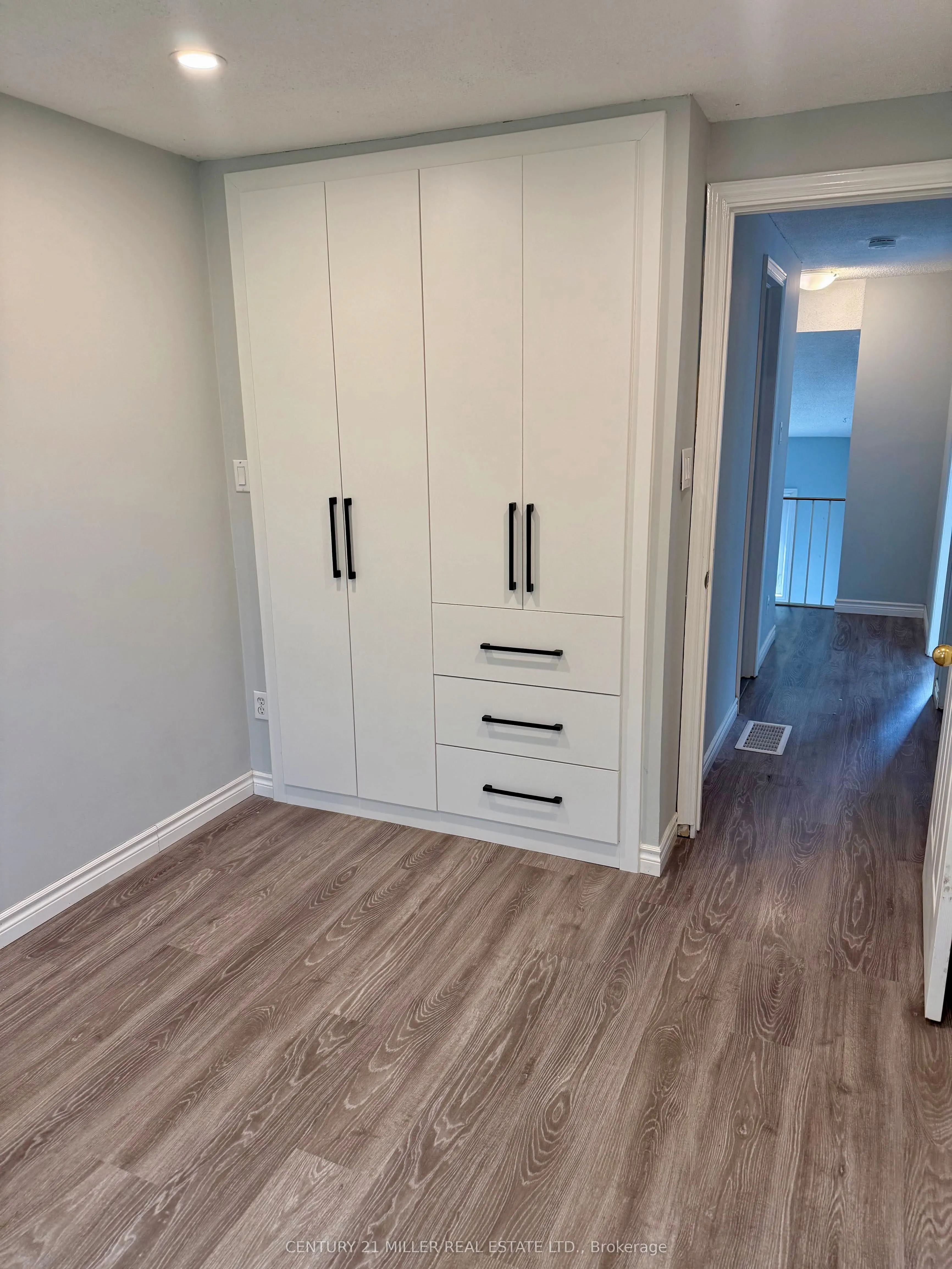 6449 Glen Erin Drive, #31