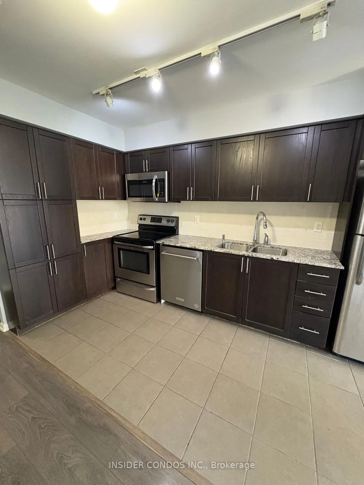 800 Lawrence Avenue W, #919