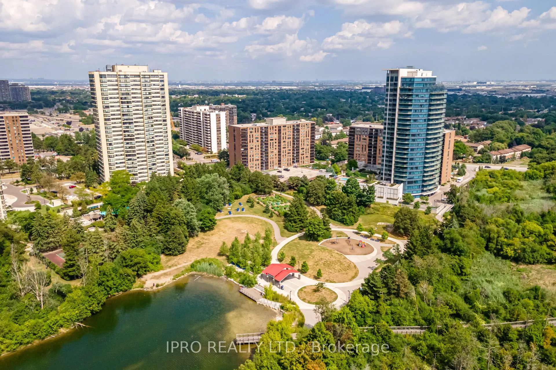 4 Lisa Street, #504