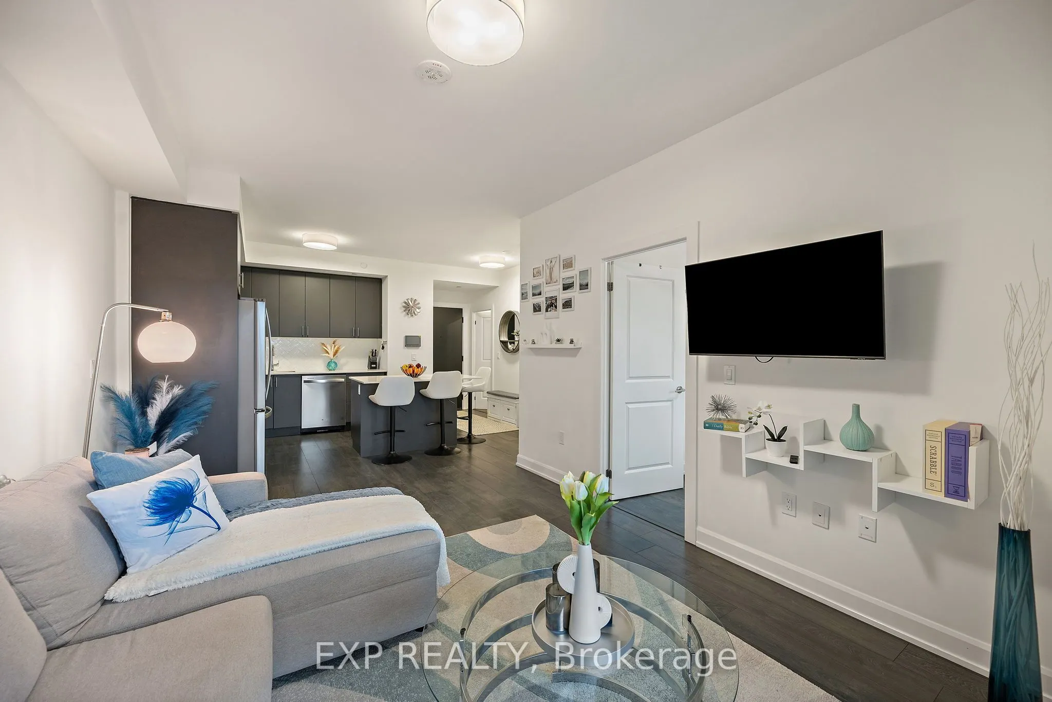 3200 William Coltson Avenue, #327