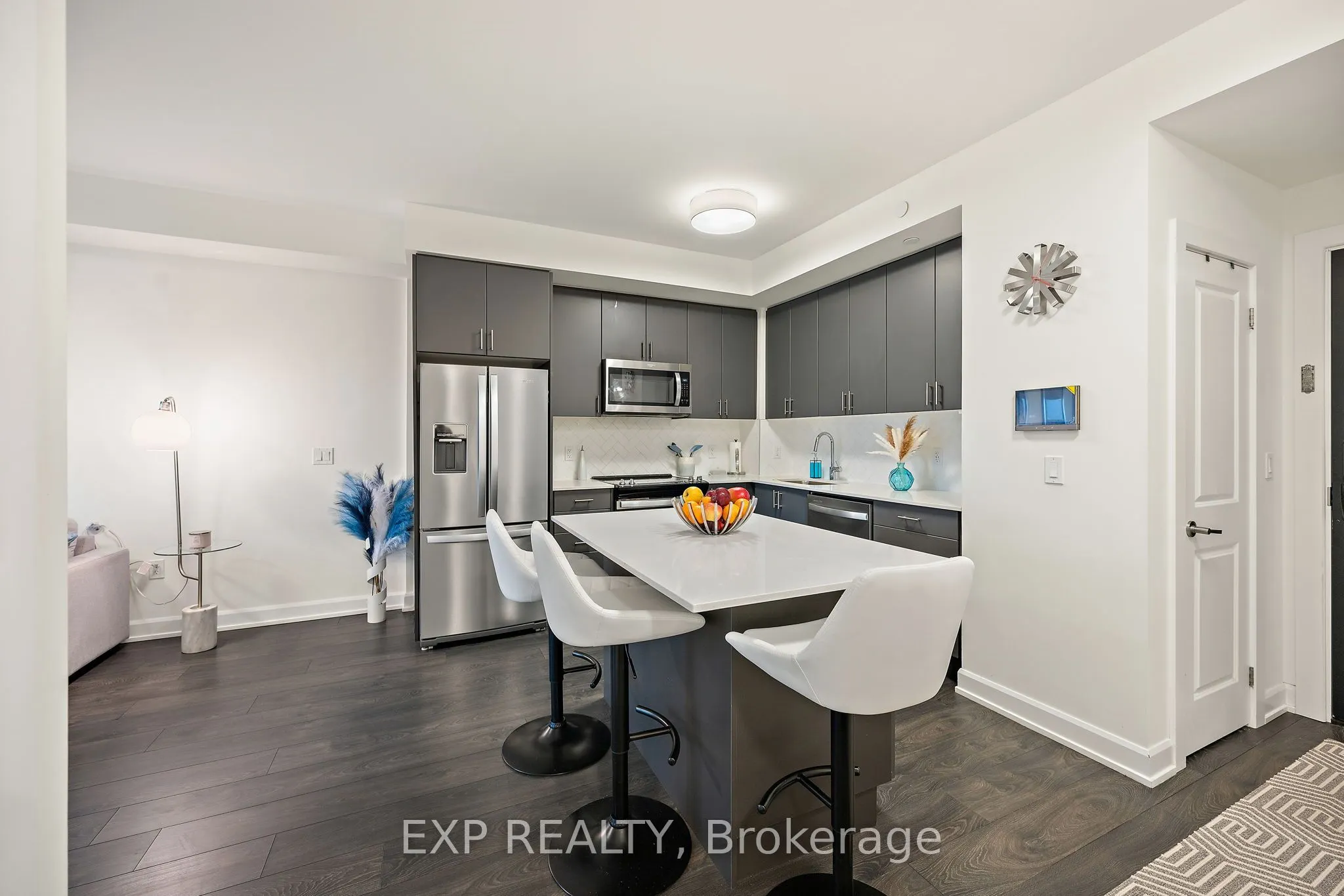 3200 William Coltson Avenue, #327