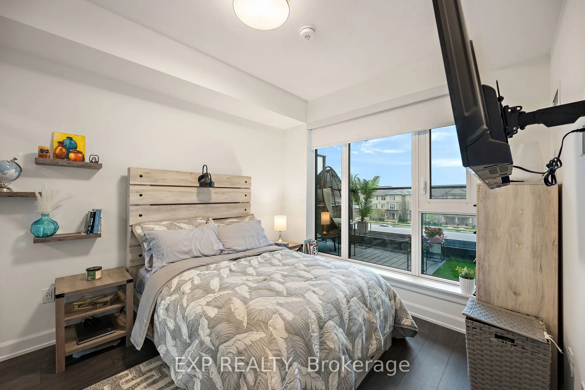 3200 William Coltson Avenue, #327
