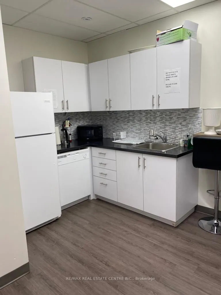 197 County Court Boulevard, #201-B