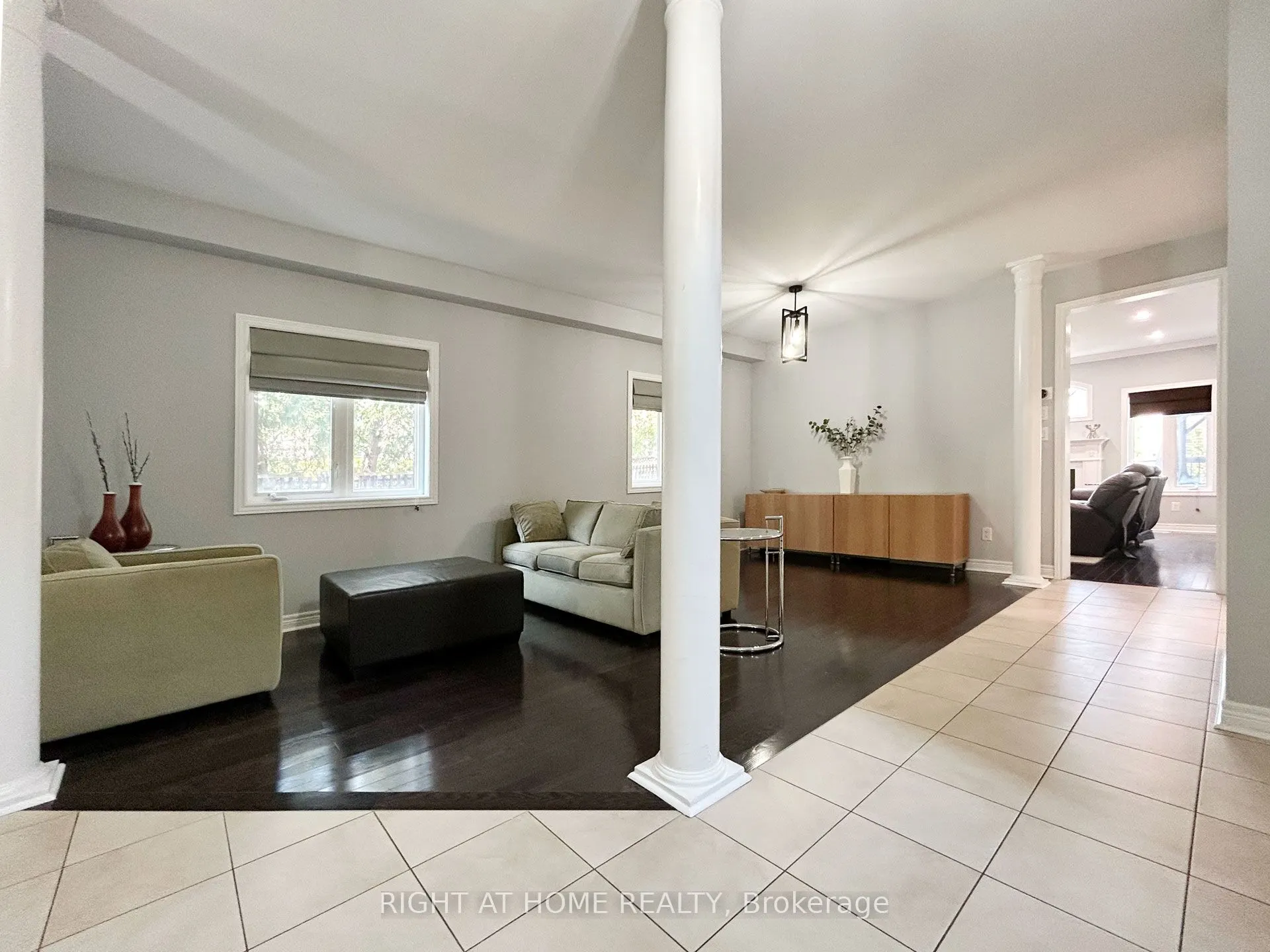 5515 Doctor Peddle Crescent