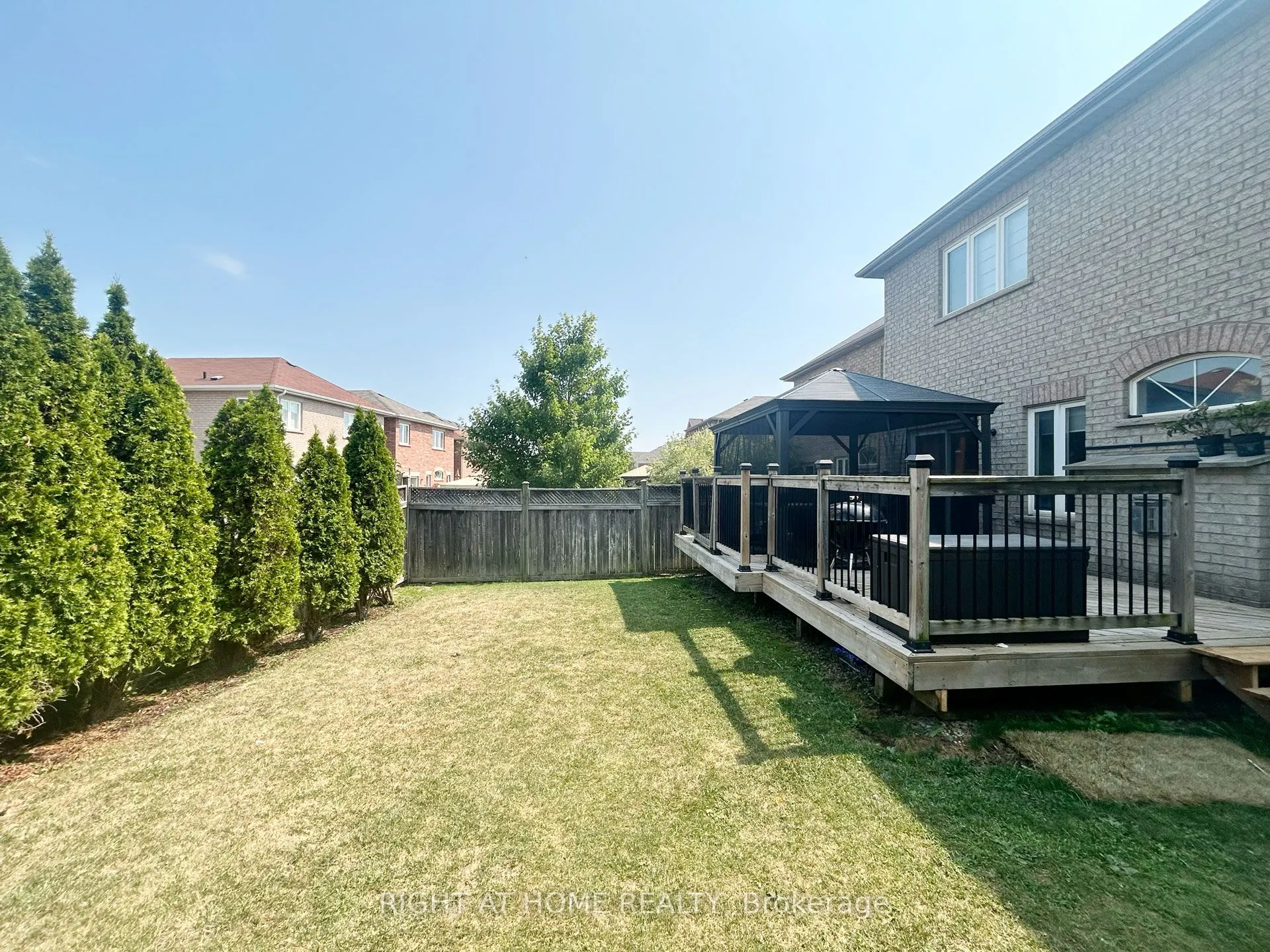 5515 Doctor Peddle Crescent