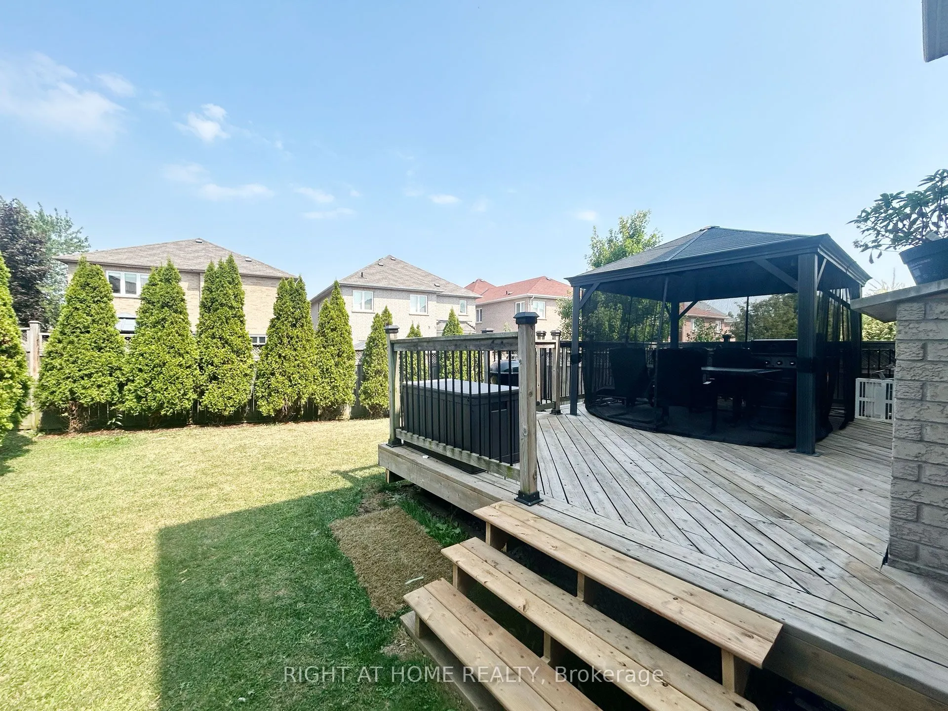 5515 Doctor Peddle Crescent