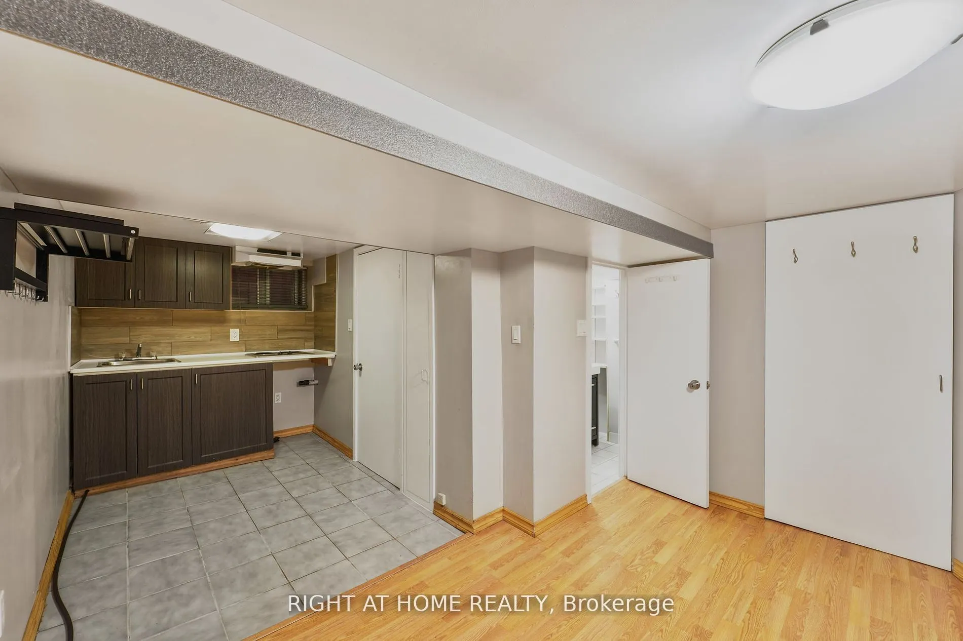 152 Wright Avenue