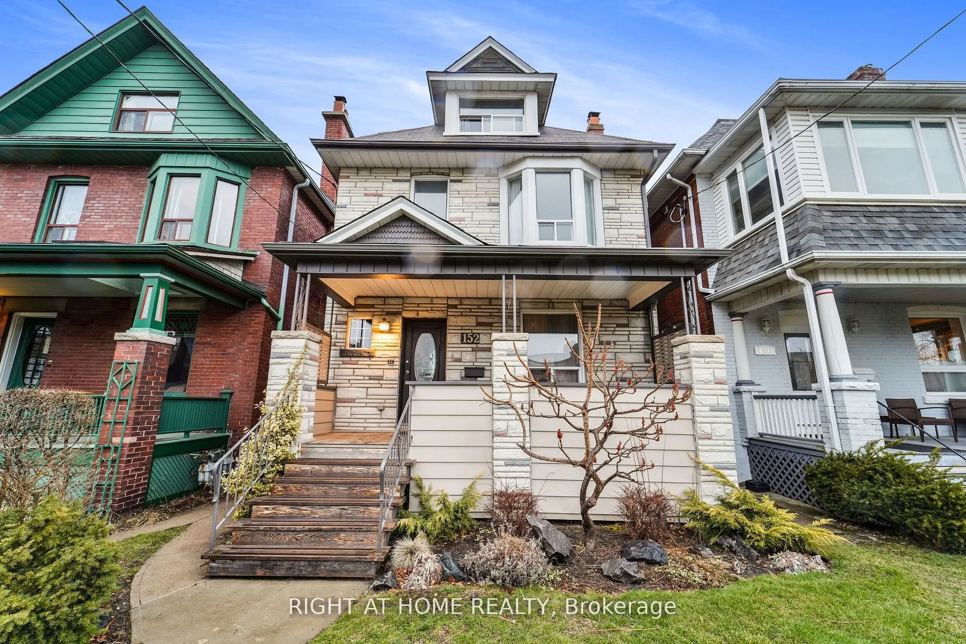 152 Wright Avenue