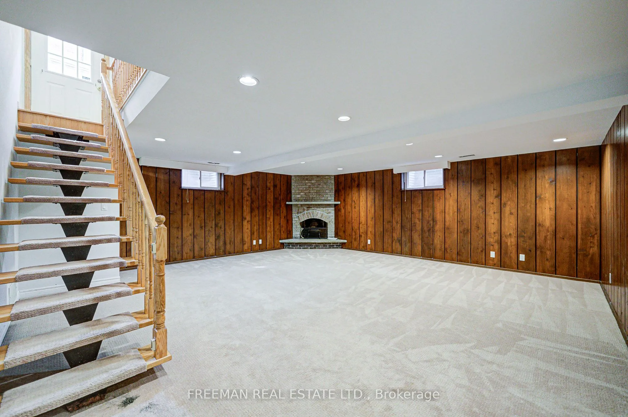 1528 Knareswood Drive