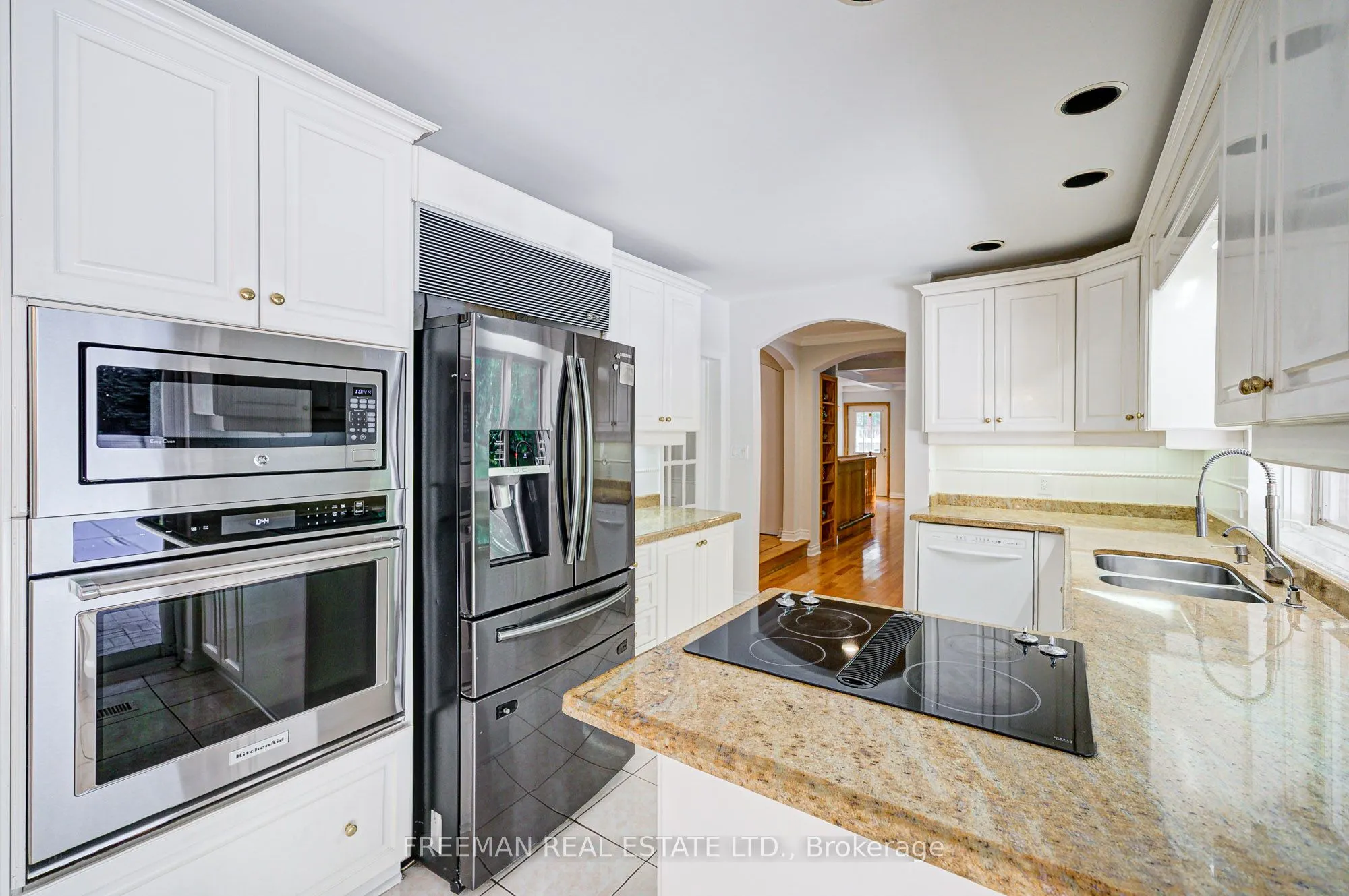 1528 Knareswood Drive