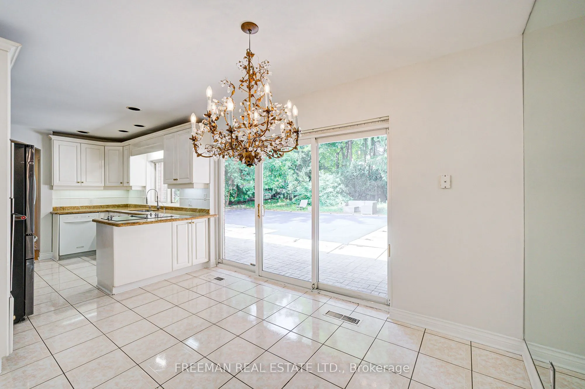 1528 Knareswood Drive