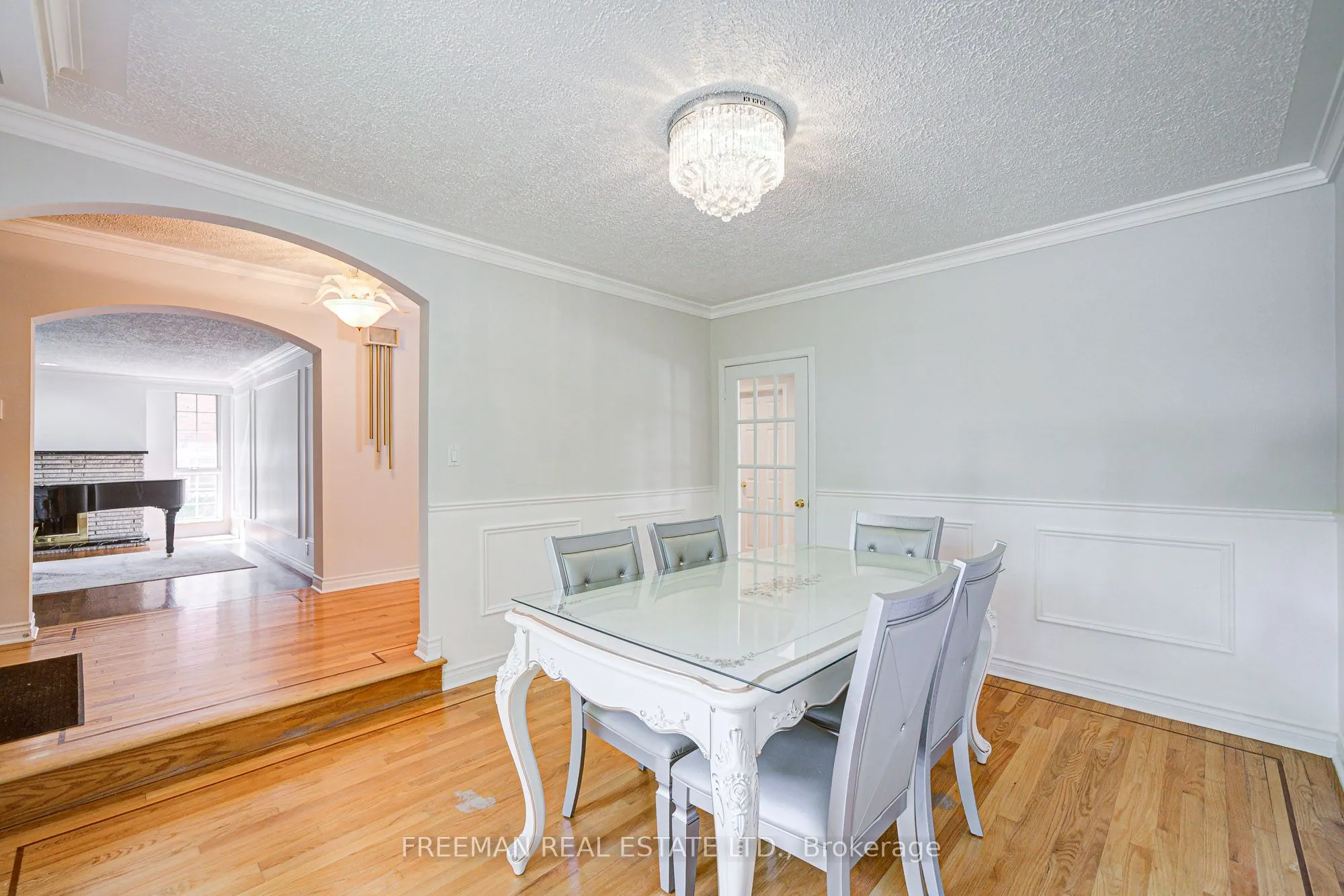 1528 Knareswood Drive