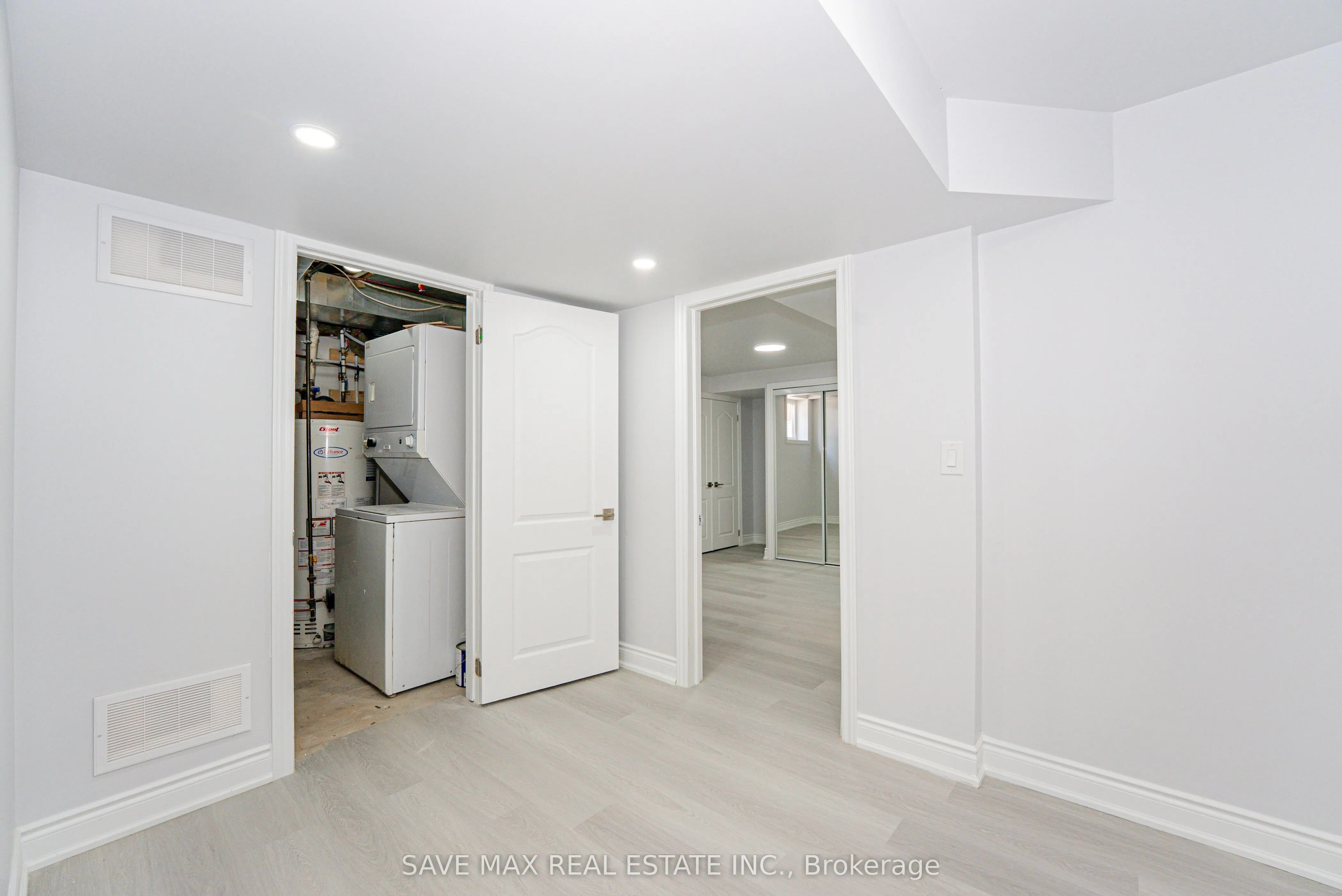 49 Scotchmere Crescent
