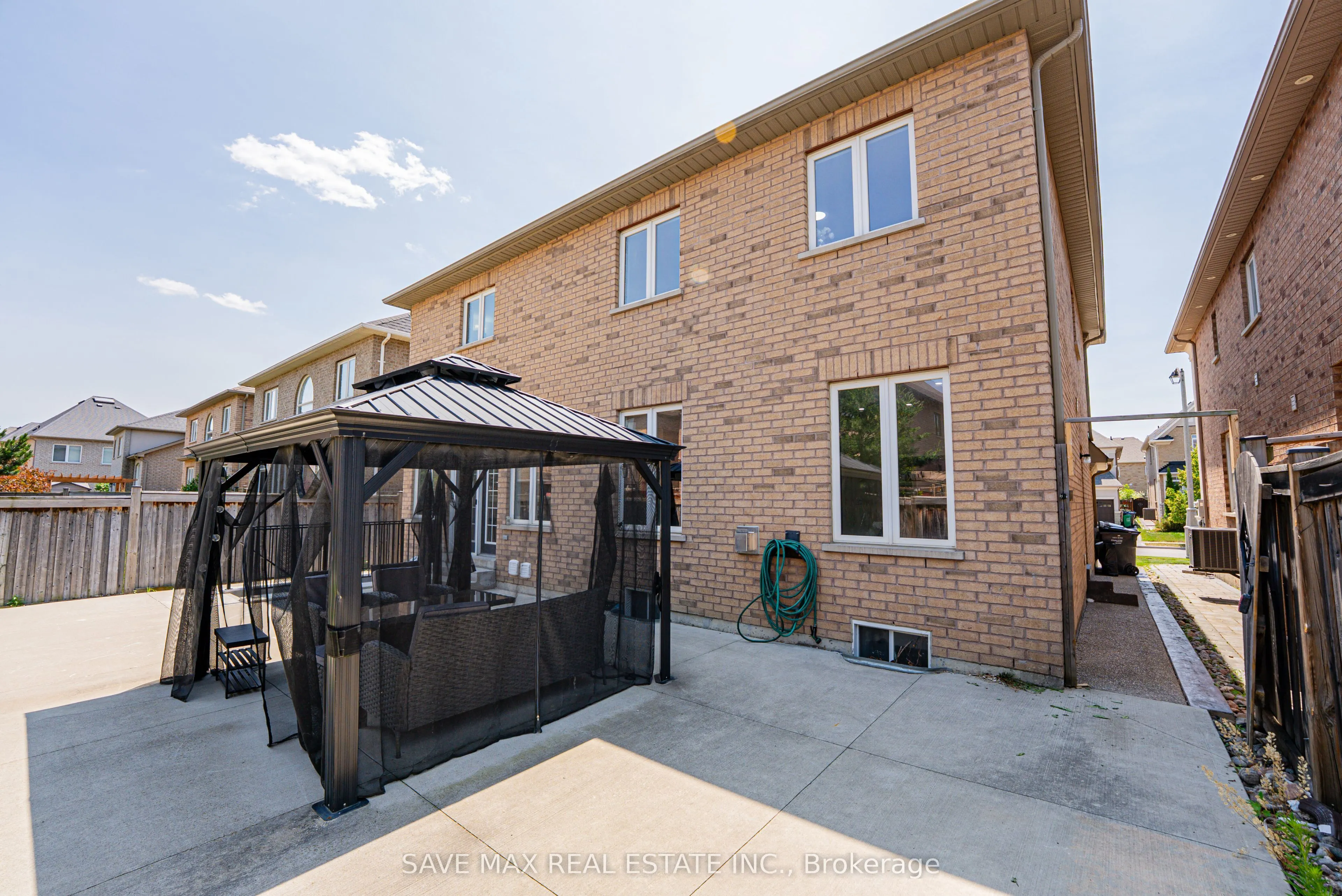 49 Scotchmere Crescent
