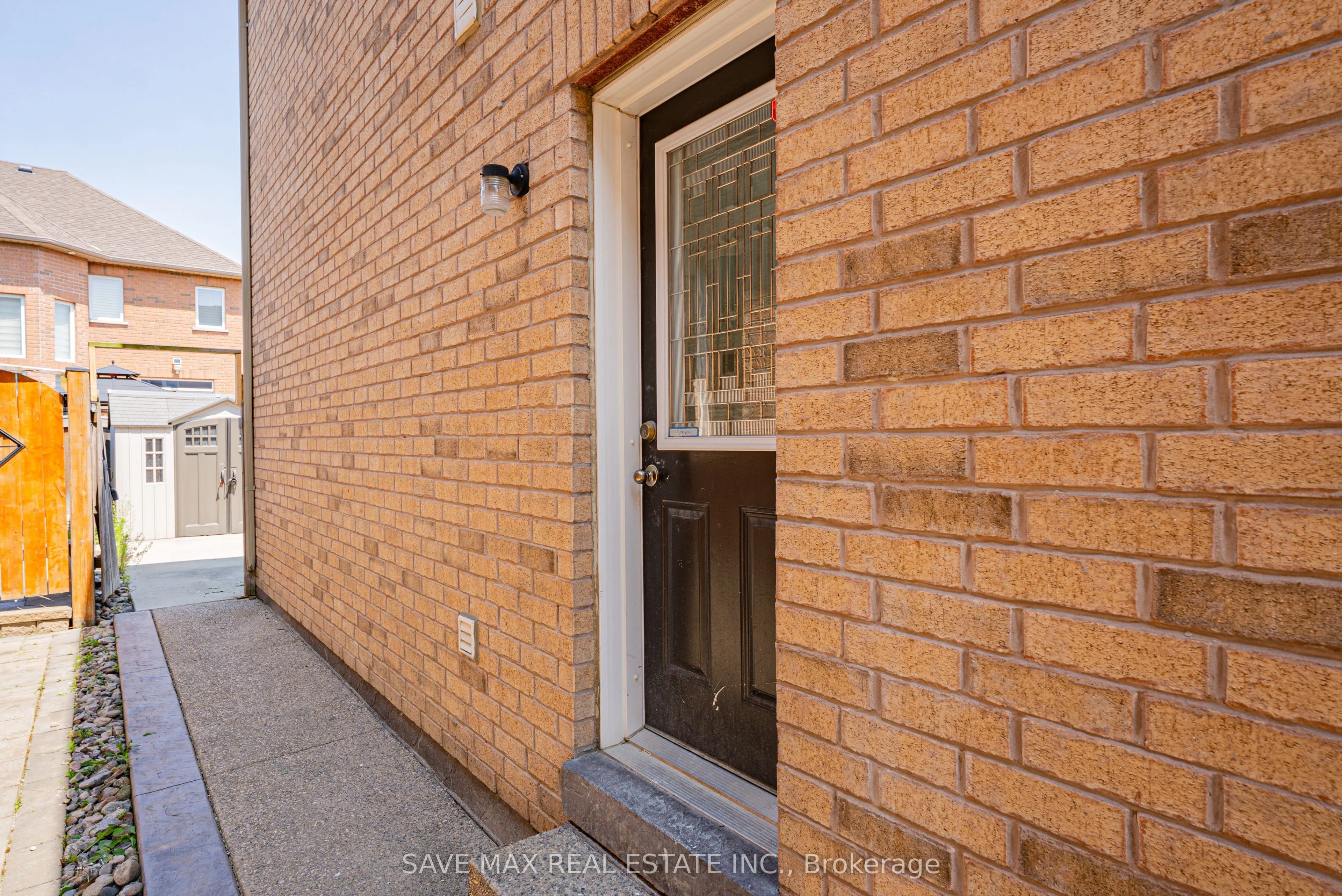 49 Scotchmere Crescent