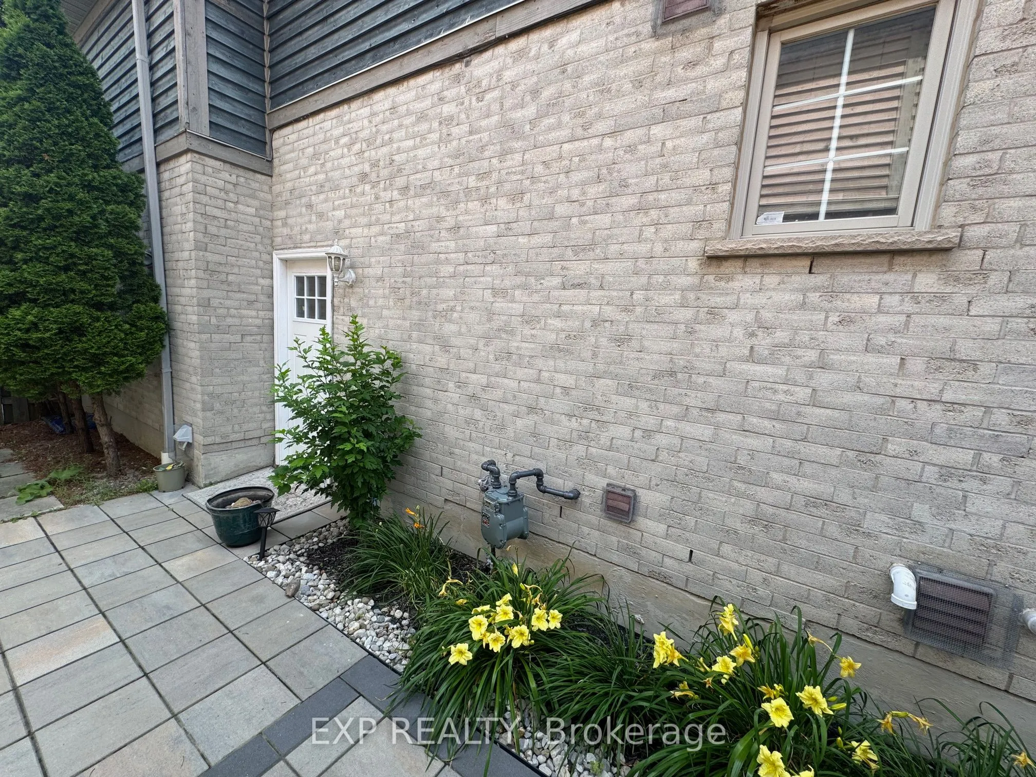 5294 Russell View Road