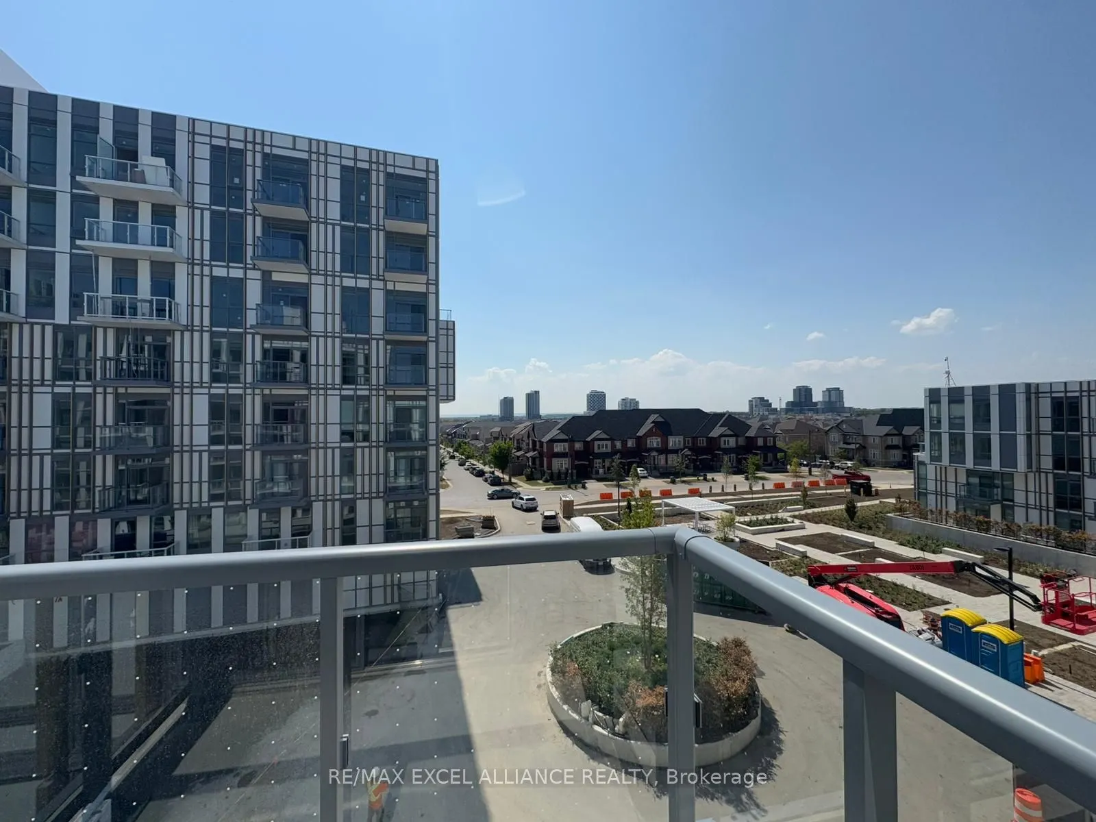 1005 Dundas Street E, #511