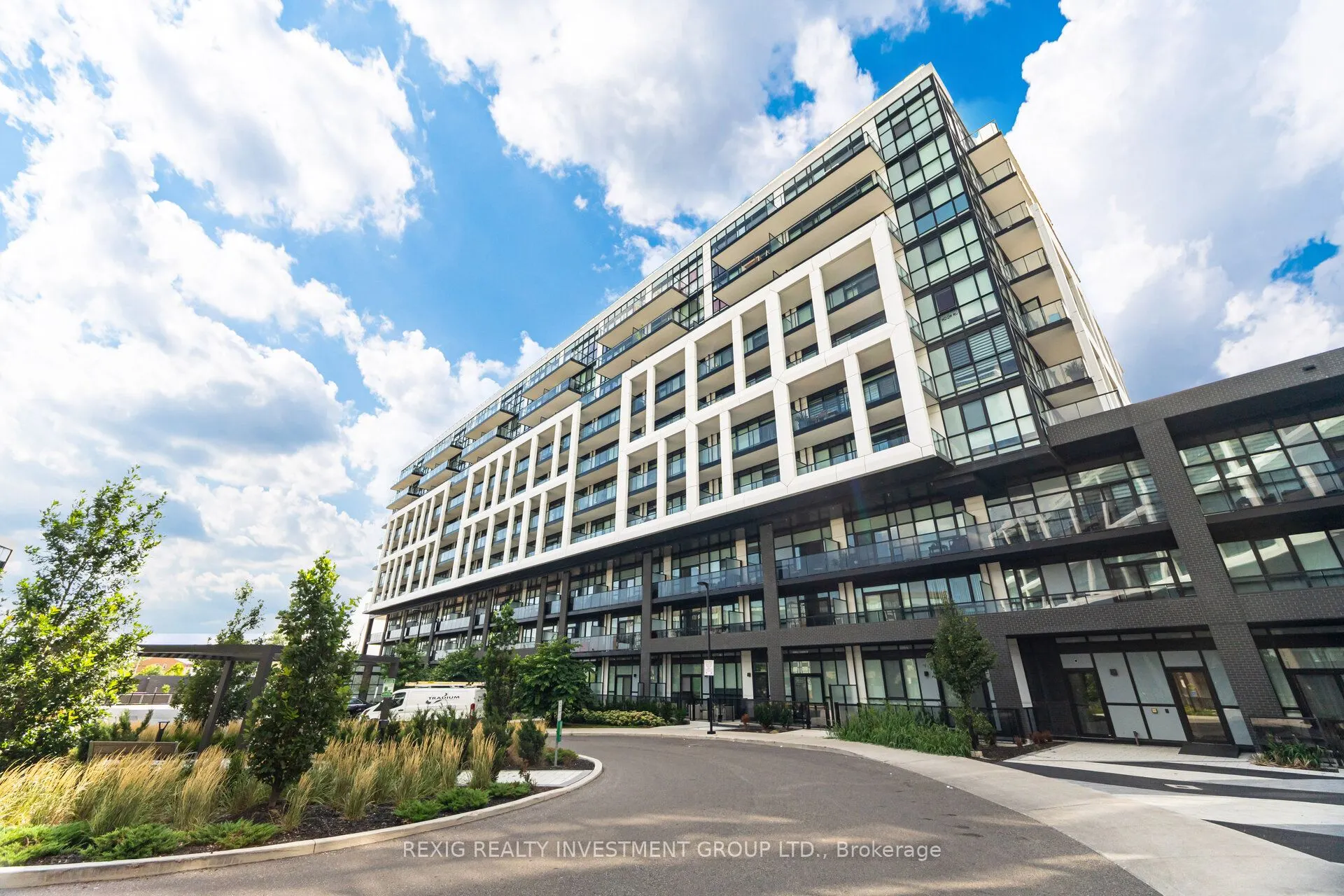 50 George Butchart Drive, #723