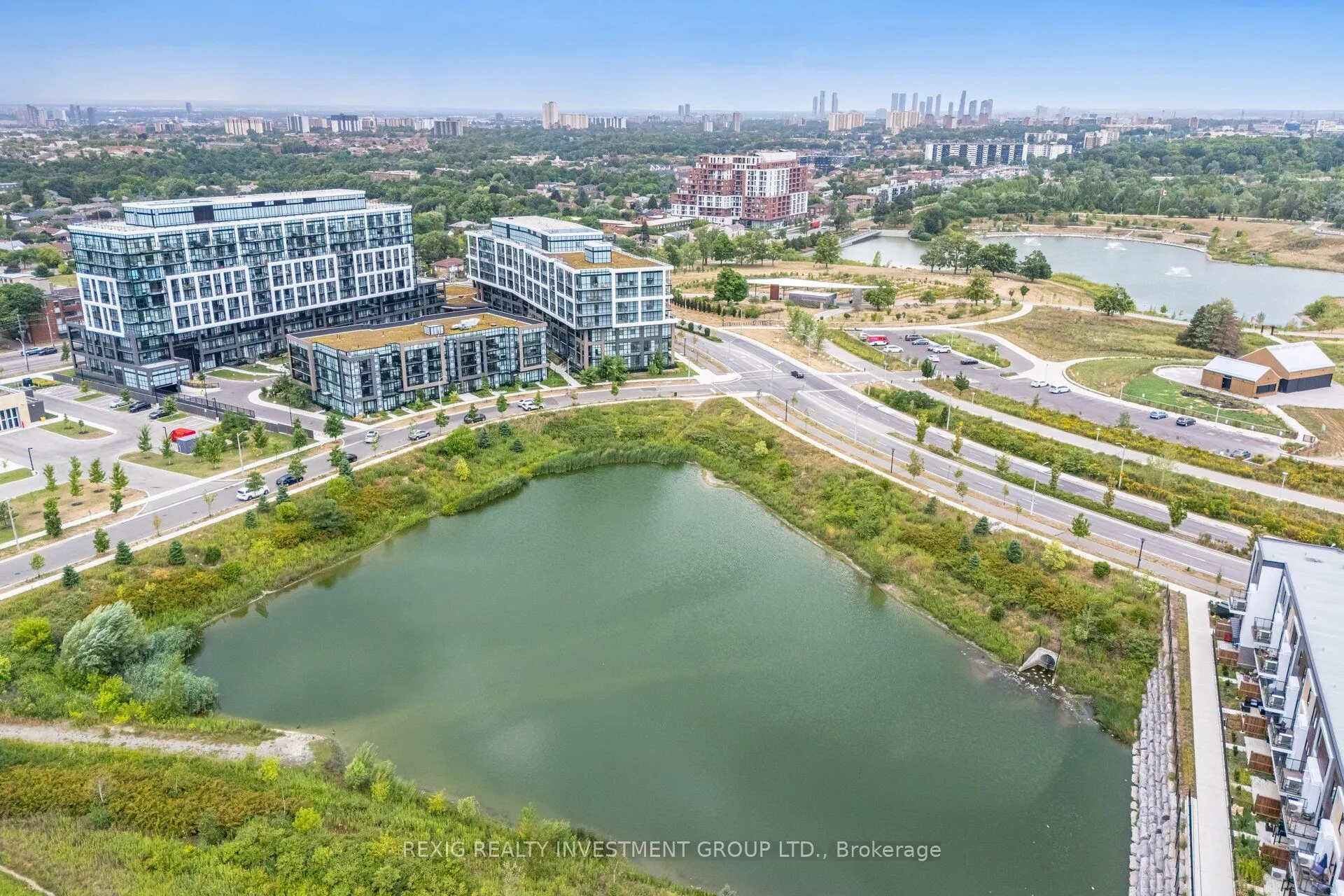 50 George Butchart Drive, #723