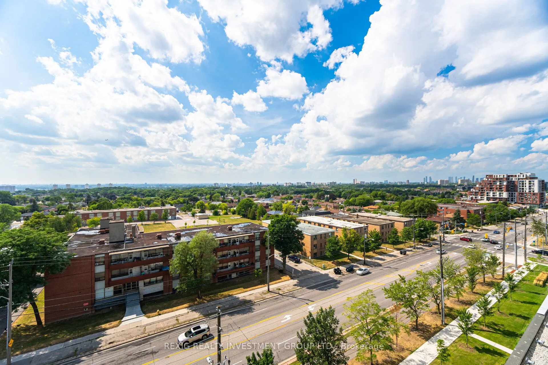 50 George Butchart Drive, #723