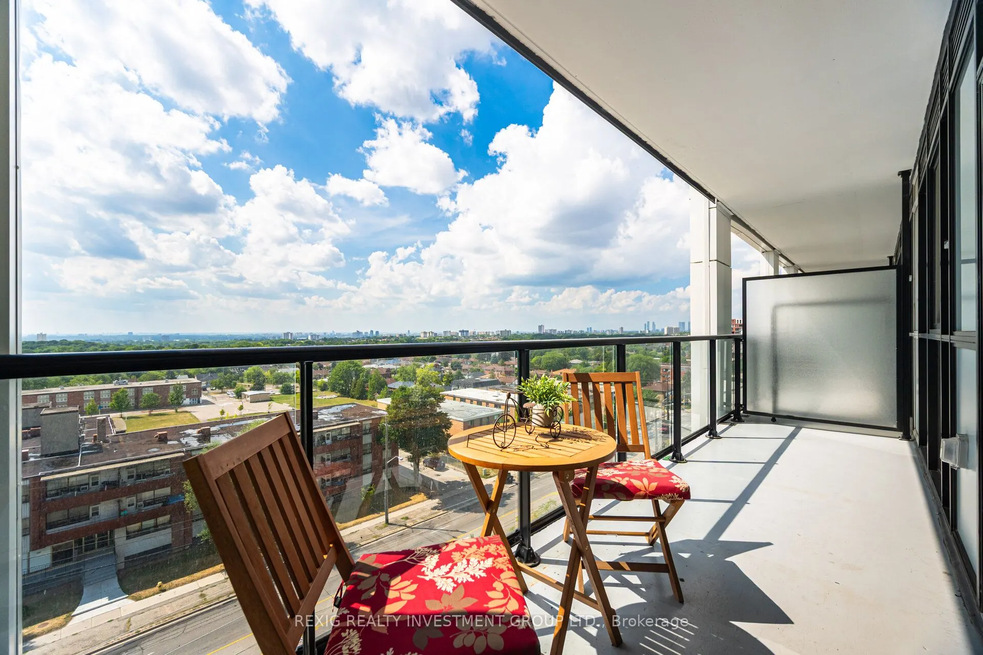 50 George Butchart Drive, #723