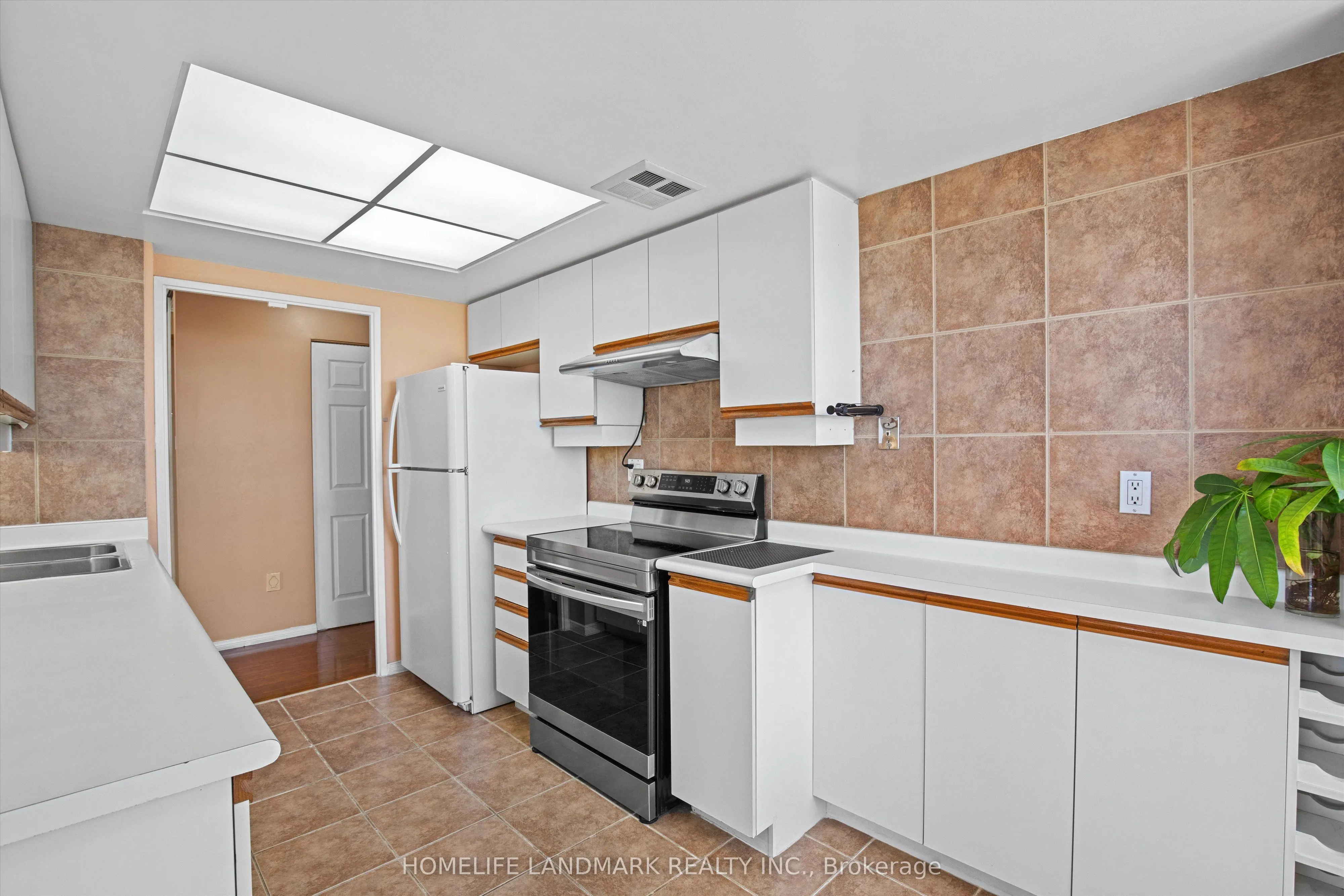 250 Webb Drive, #704