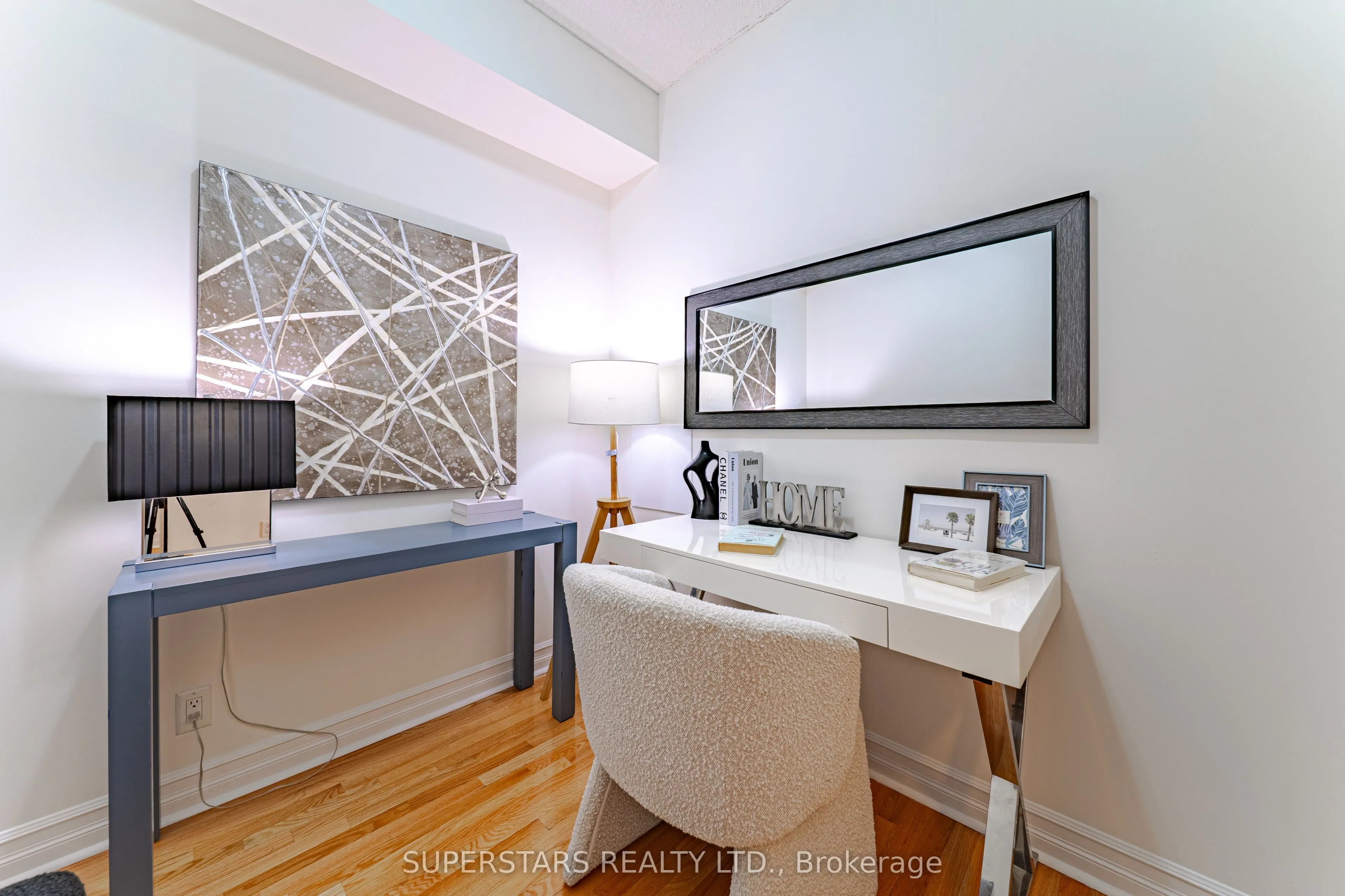1 Elm Drive W, #2604