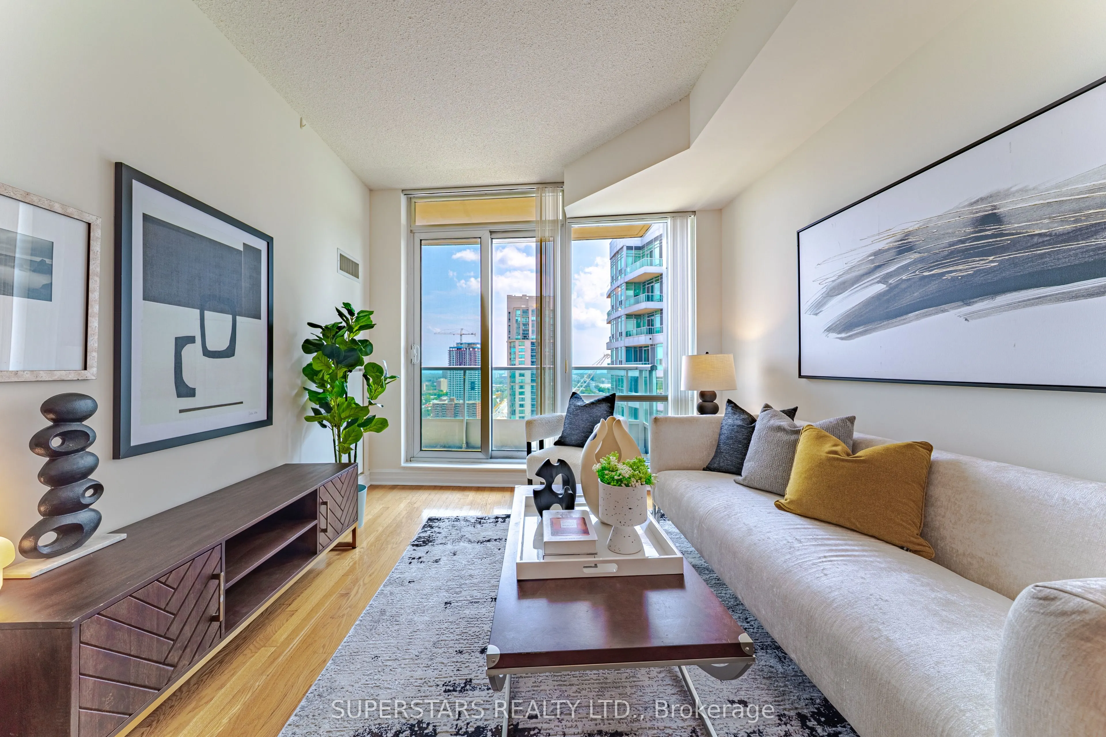 1 Elm Drive W, #2604