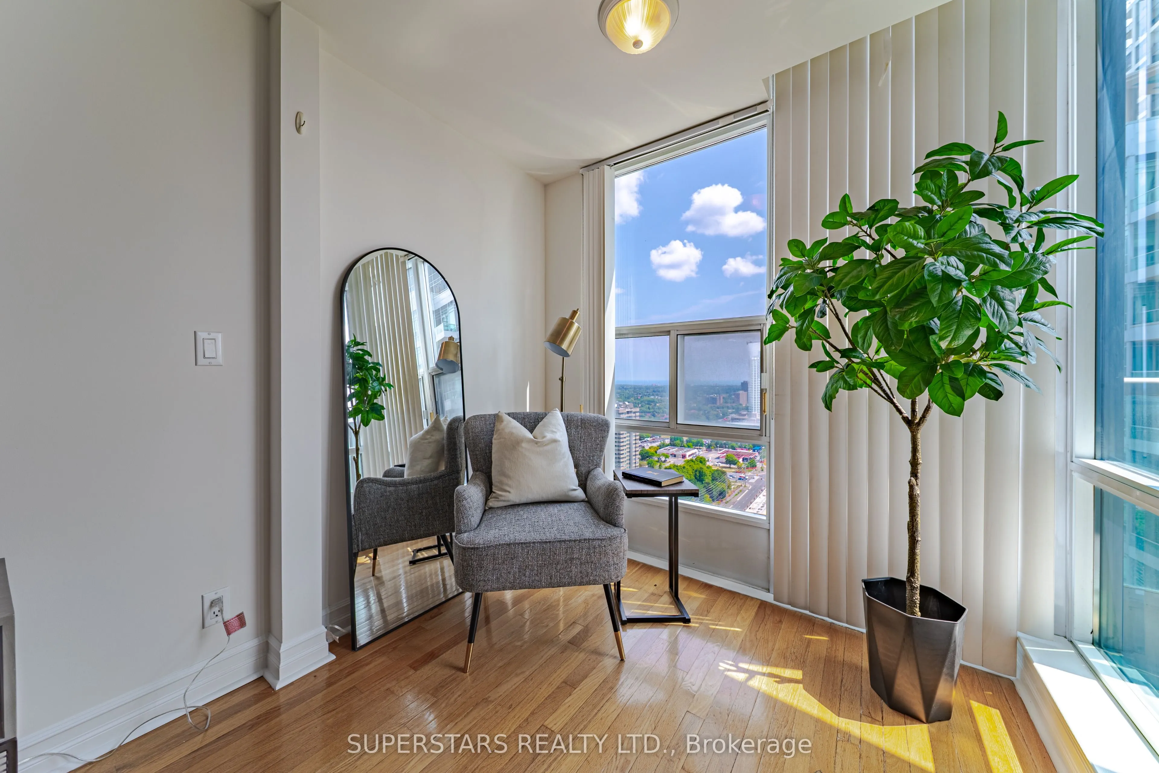 1 Elm Drive W, #2604