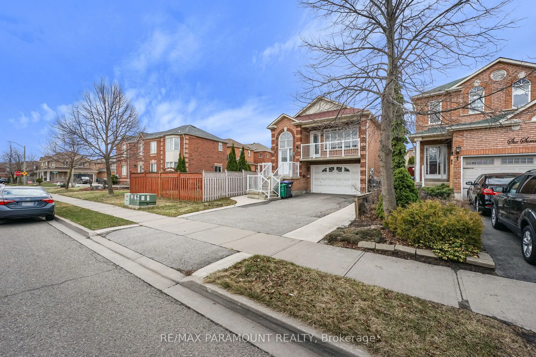 4 Summerdale Crescent
